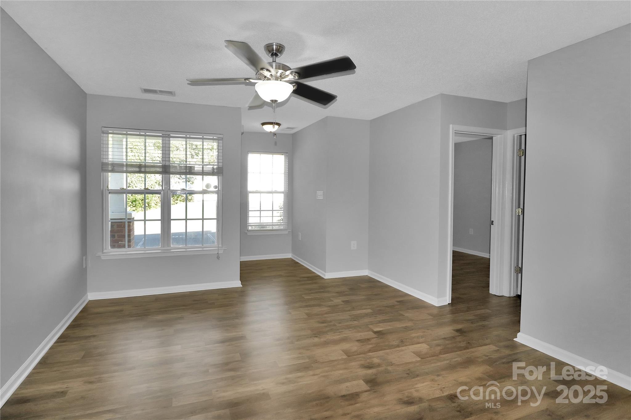 309 Sampson Street Unit: 28