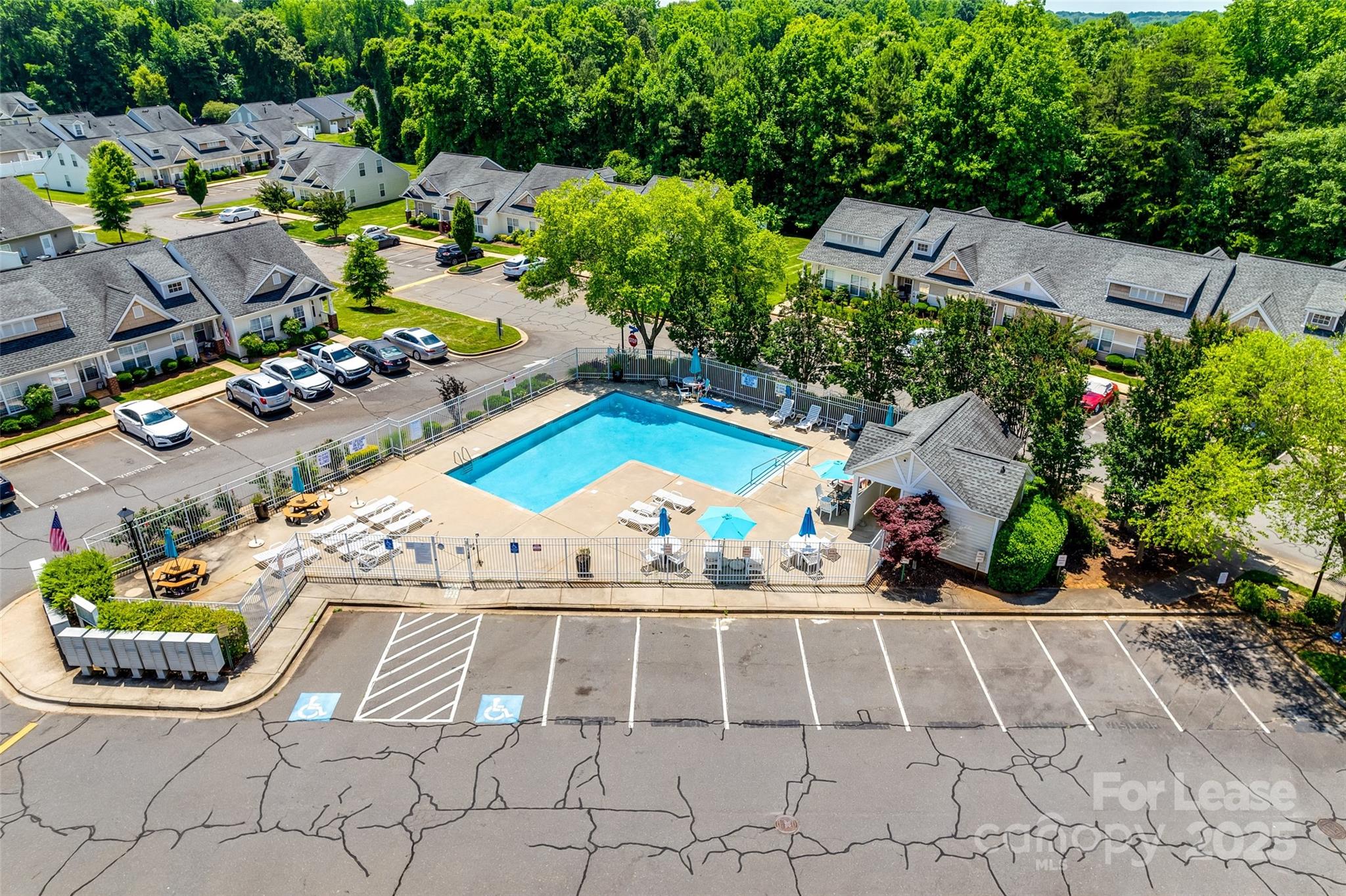 309 Sampson Street Unit: 28