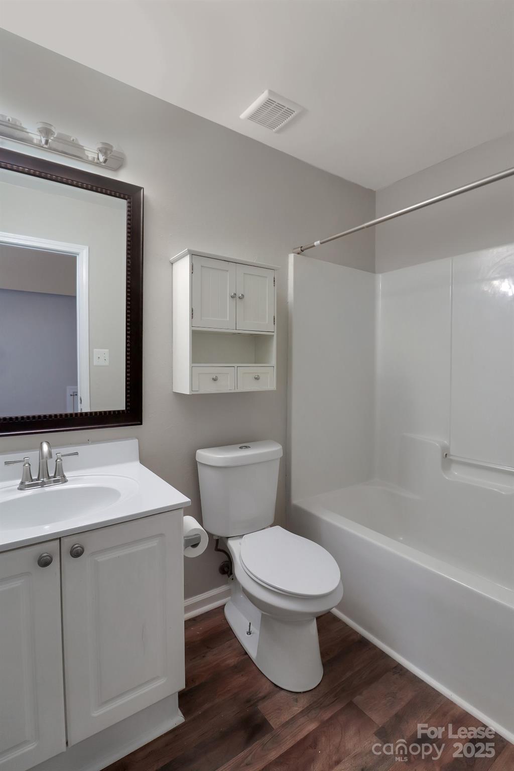 309 Sampson Street Unit: 28