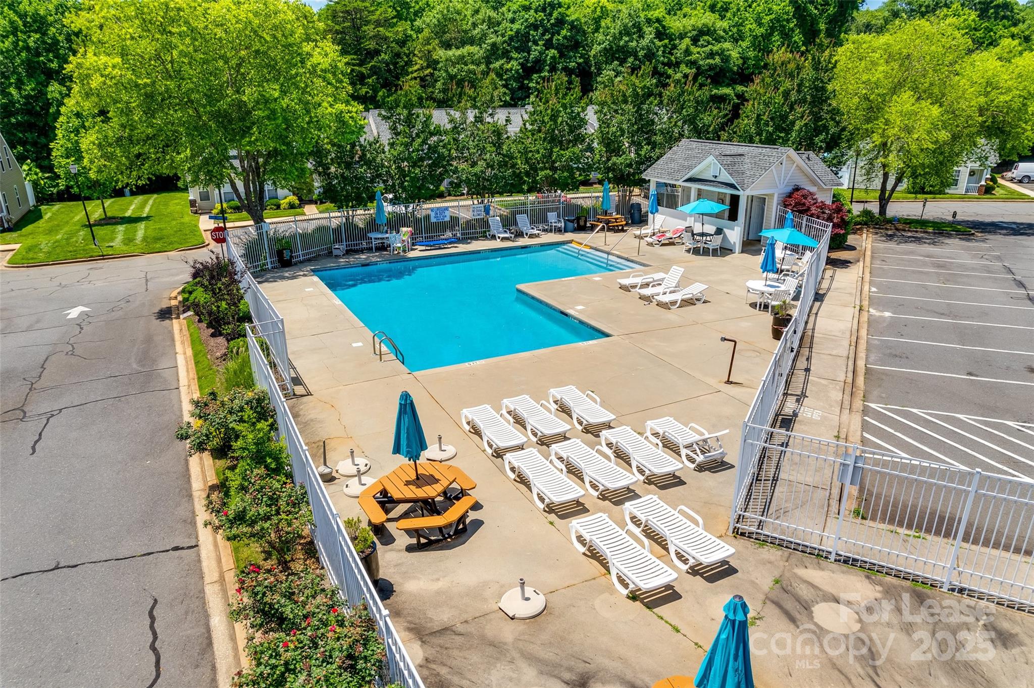 309 Sampson Street Unit: 28