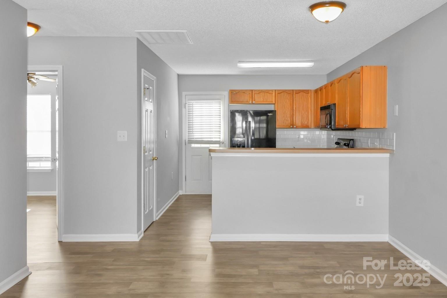 309 Sampson Street Unit: 28
