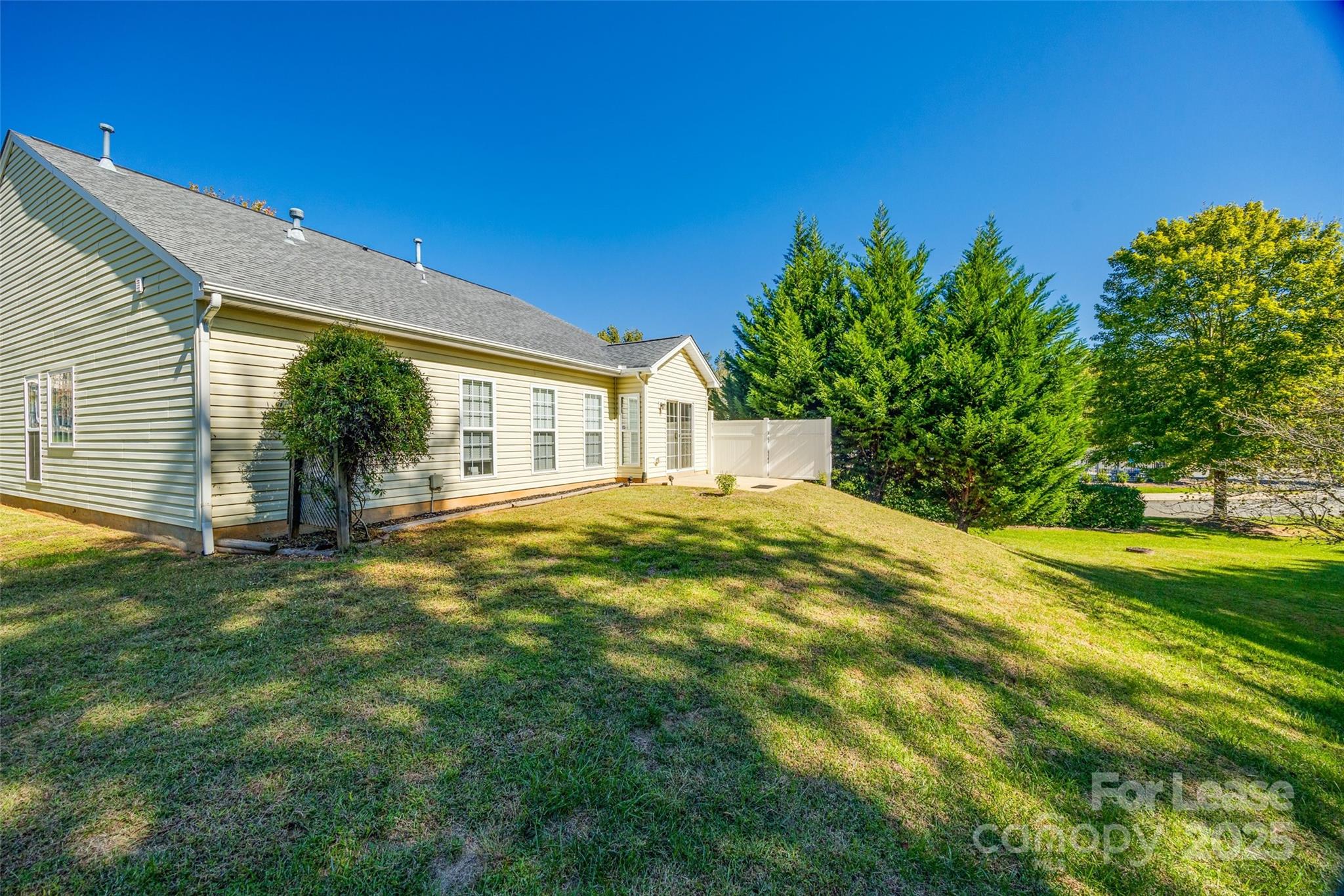 2527 Ivy Creek Ford