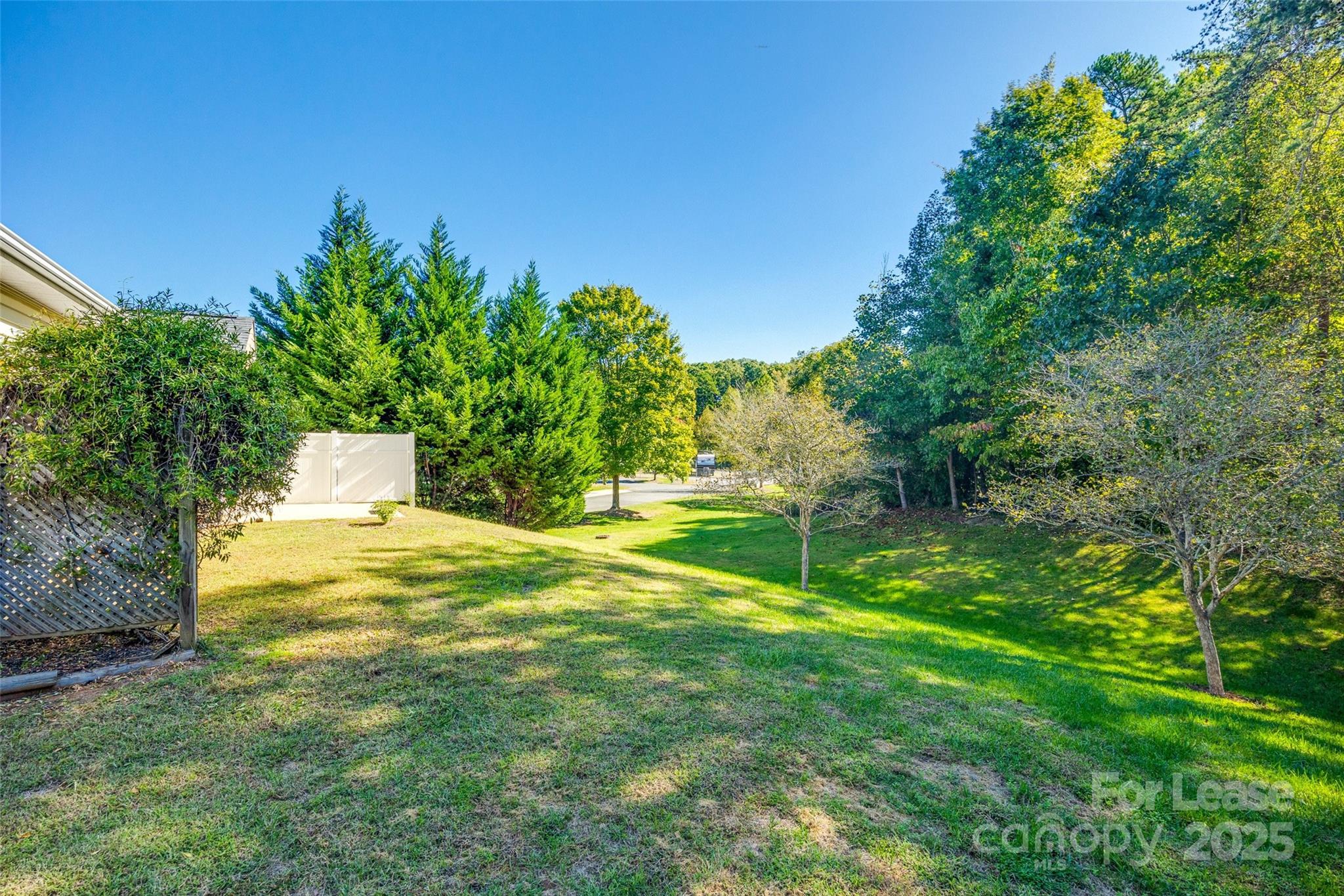 2527 Ivy Creek Ford
