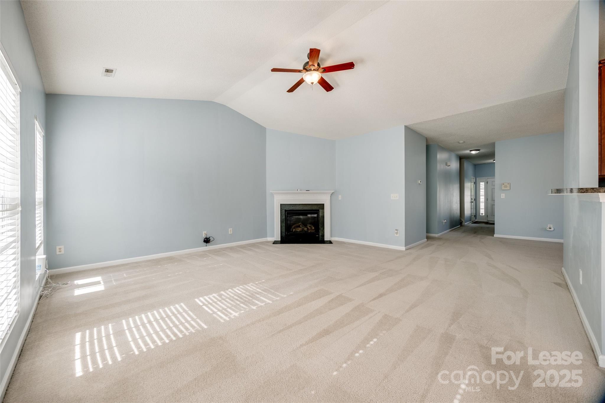 2527 Ivy Creek Ford