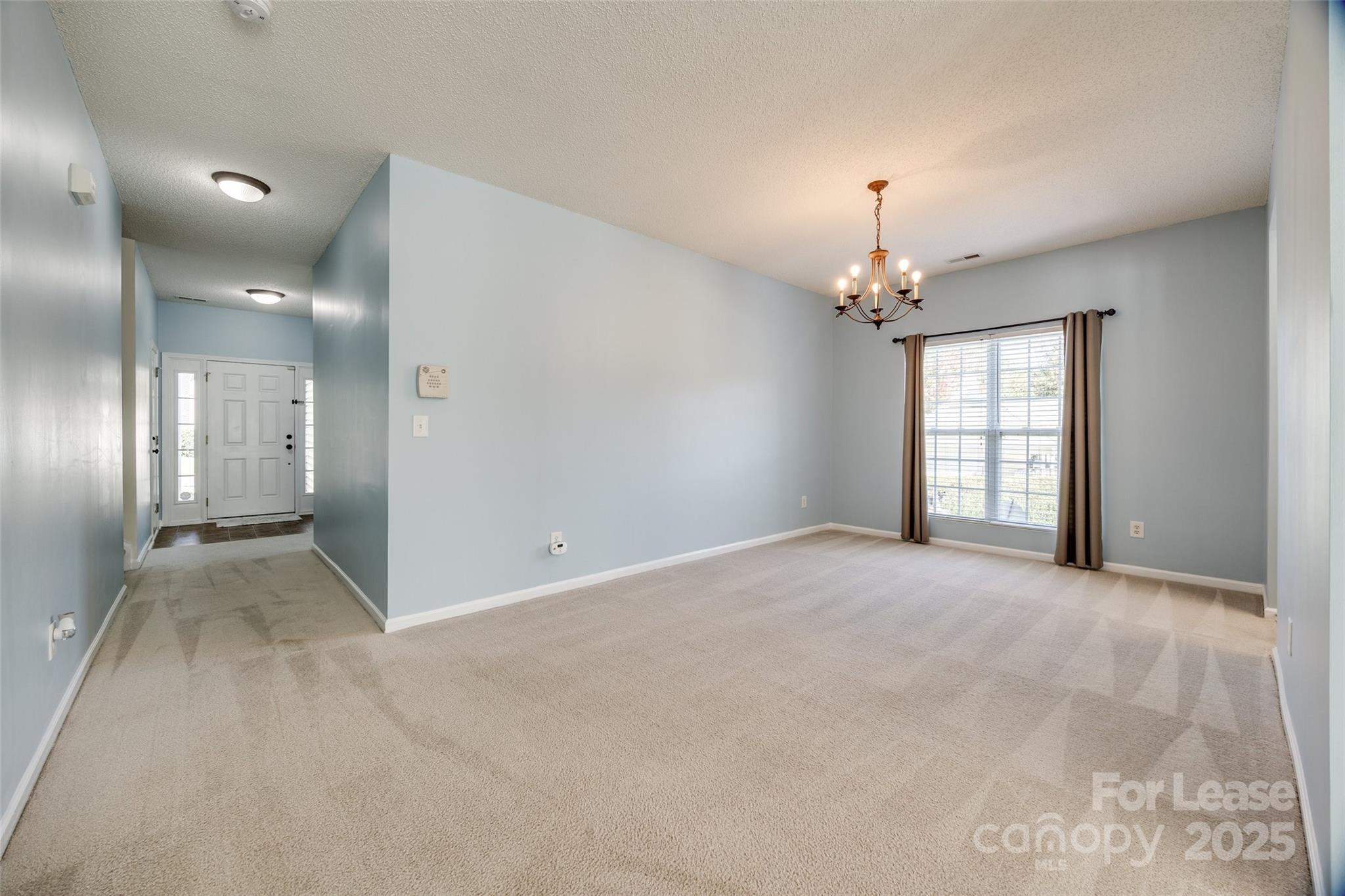 2527 Ivy Creek Ford