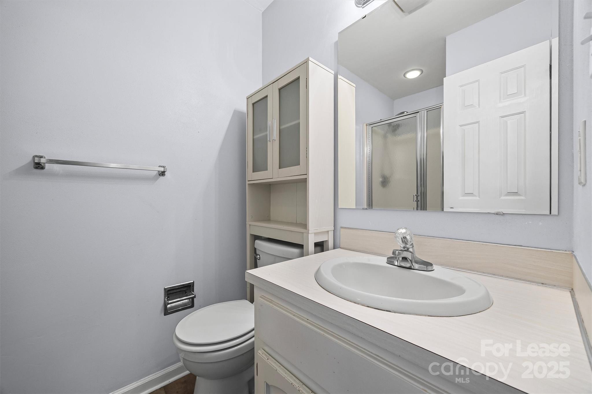 2309 Firmin Court