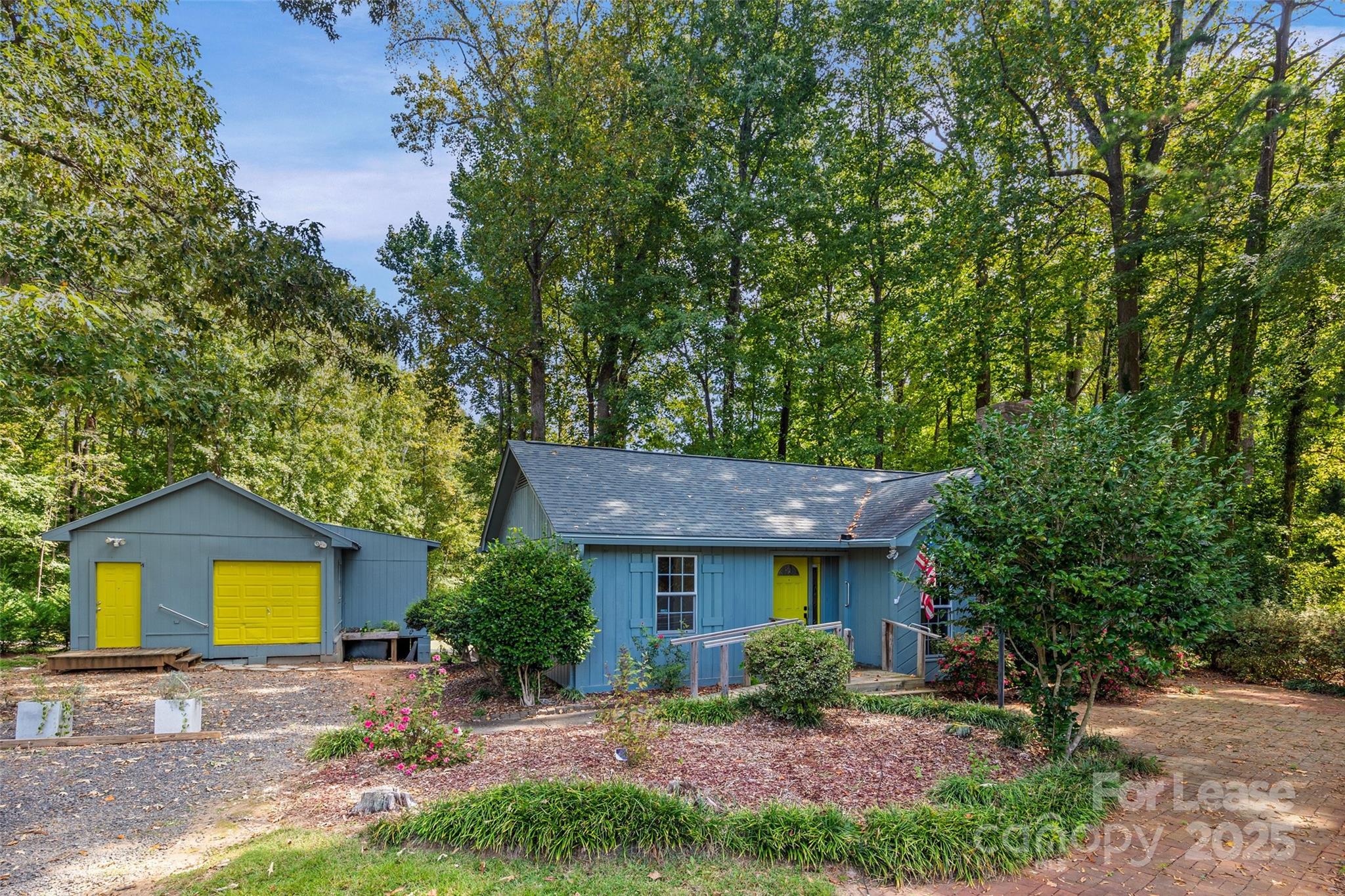 7423 Kuck Road