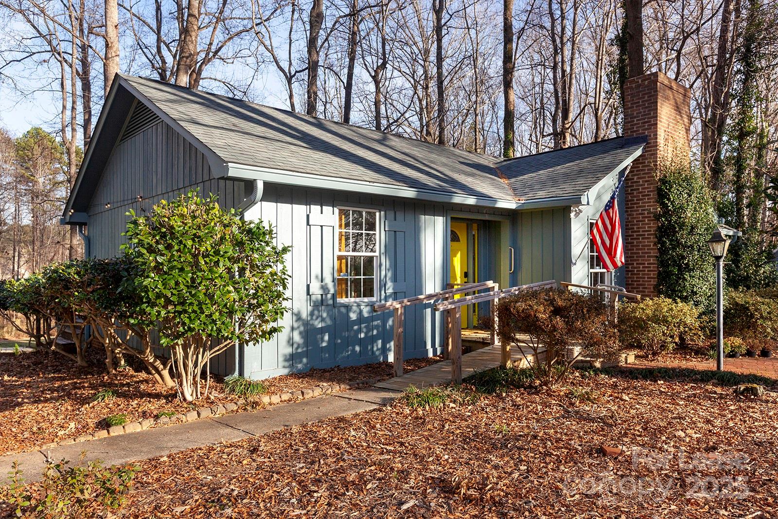 7423 Kuck Road