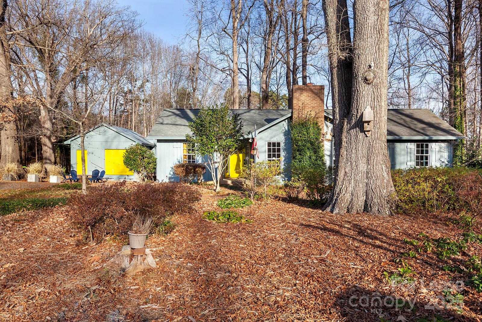 7423 Kuck Road