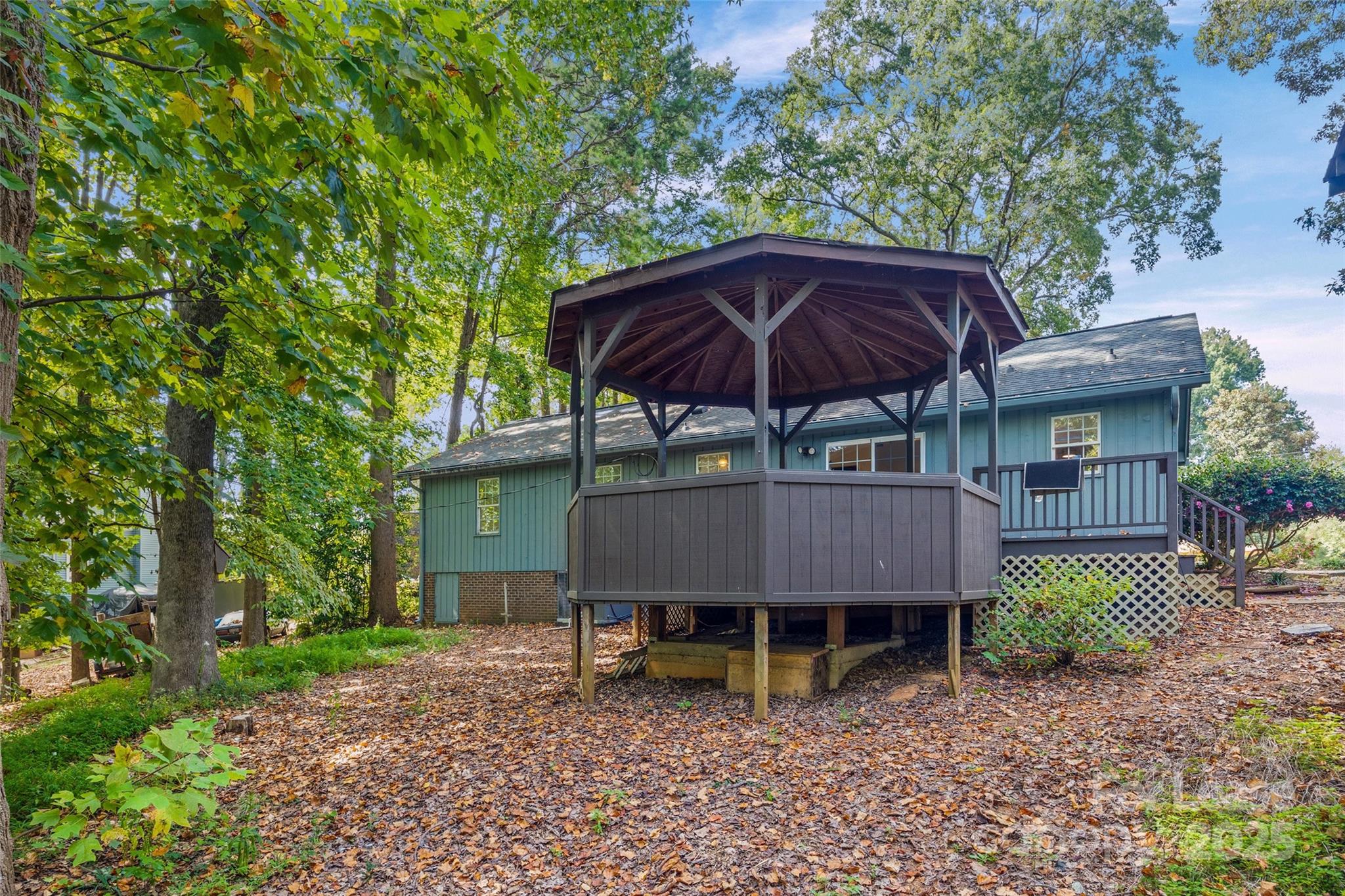 7423 Kuck Road
