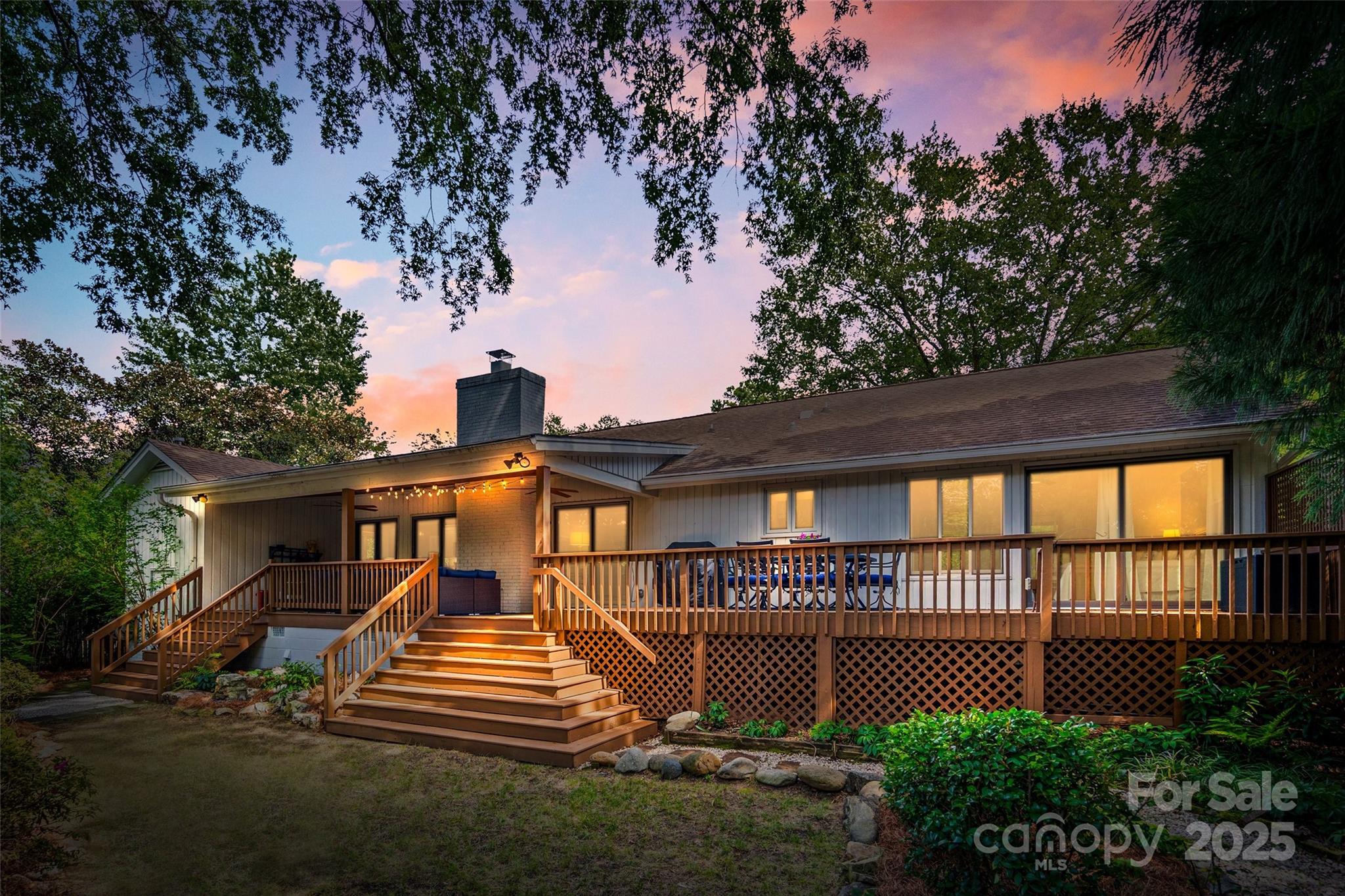 2116 Lynbridge Drive