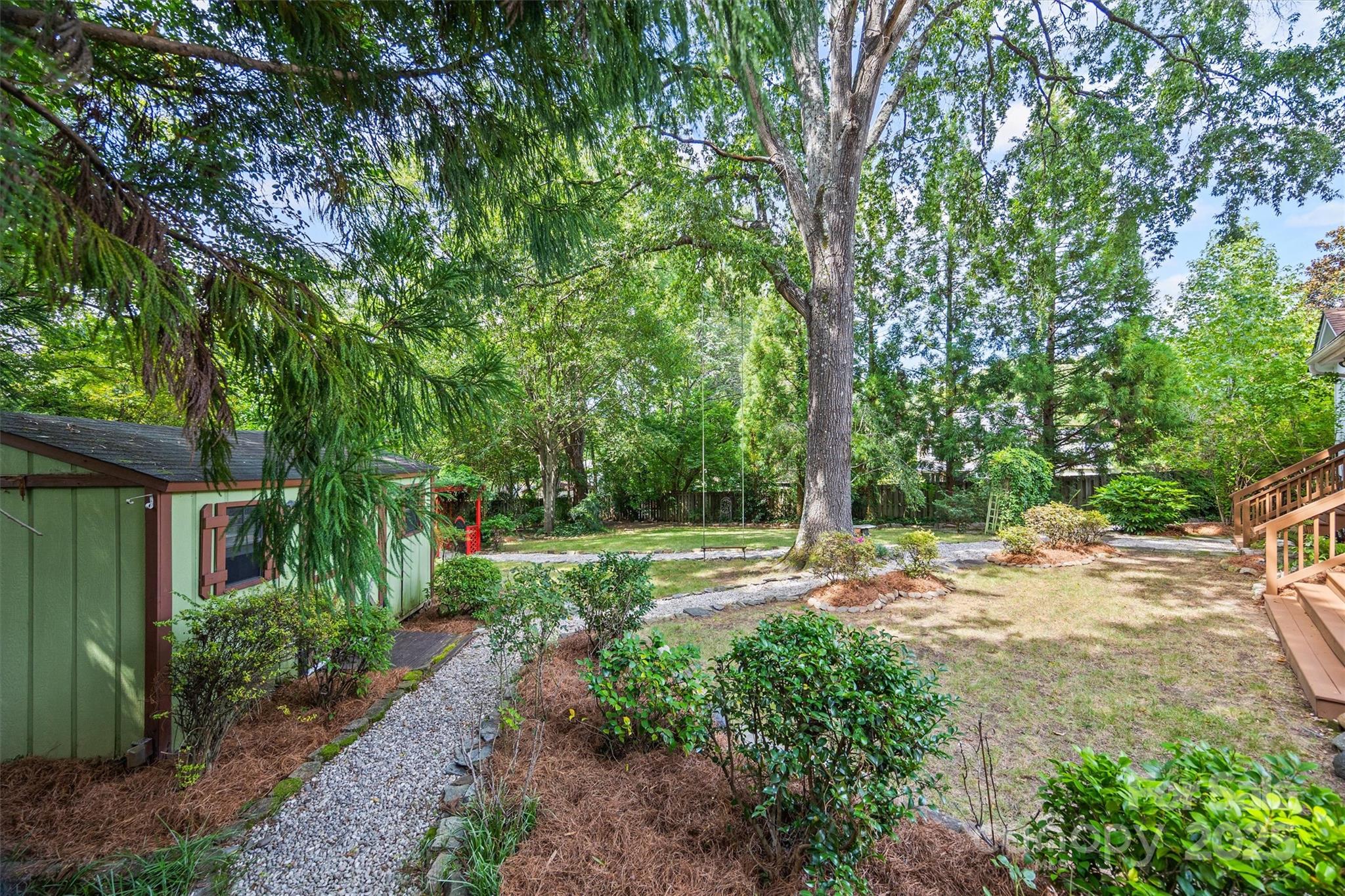 2116 Lynbridge Drive