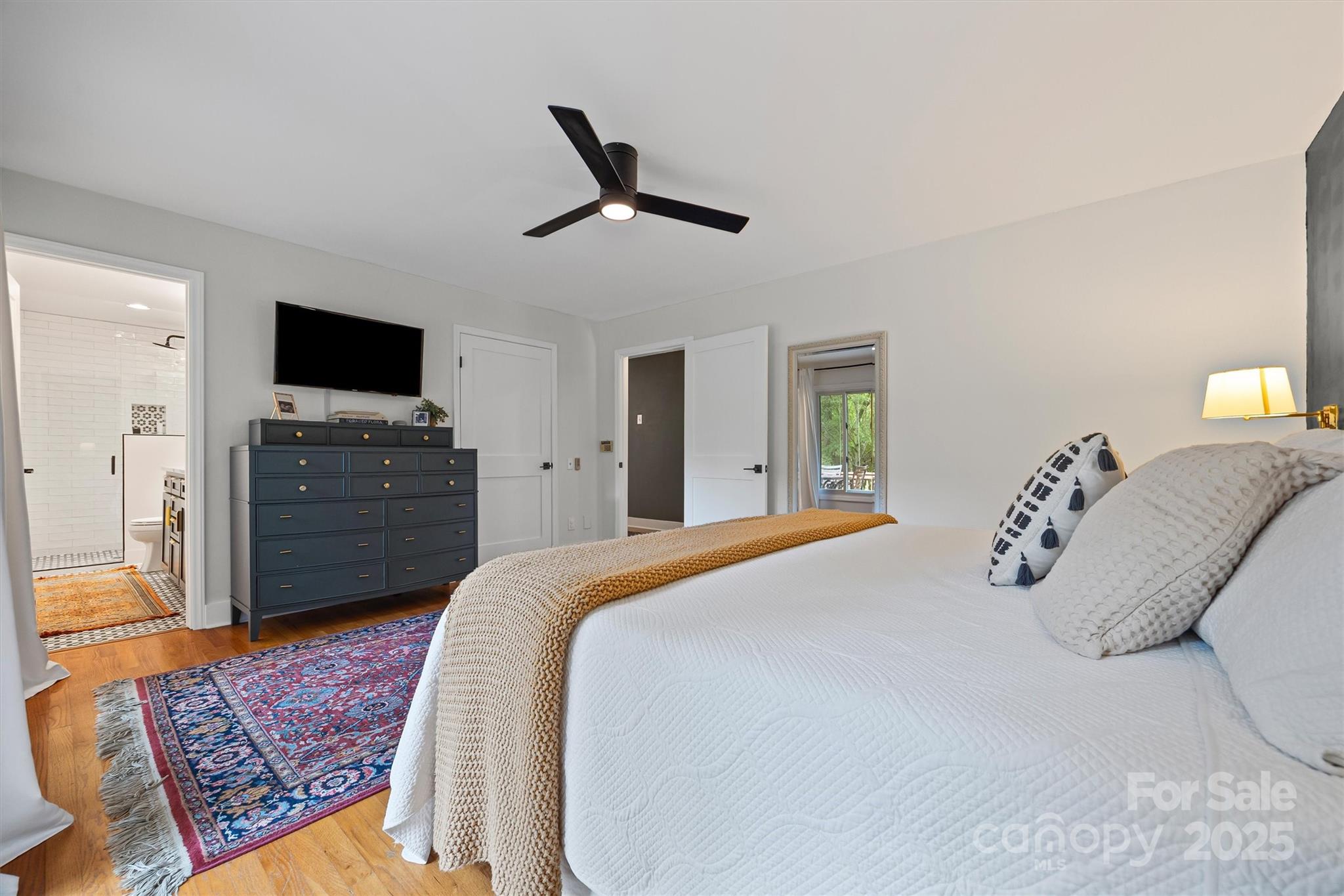 2116 Lynbridge Drive