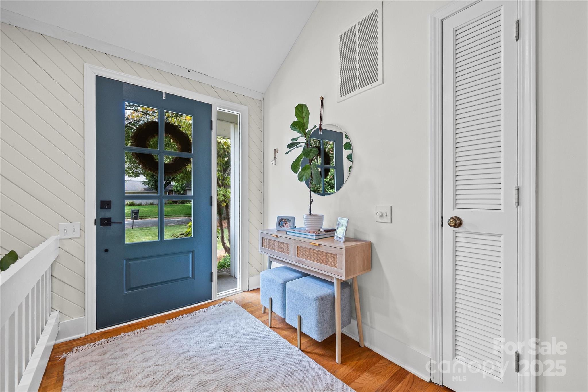 2116 Lynbridge Drive