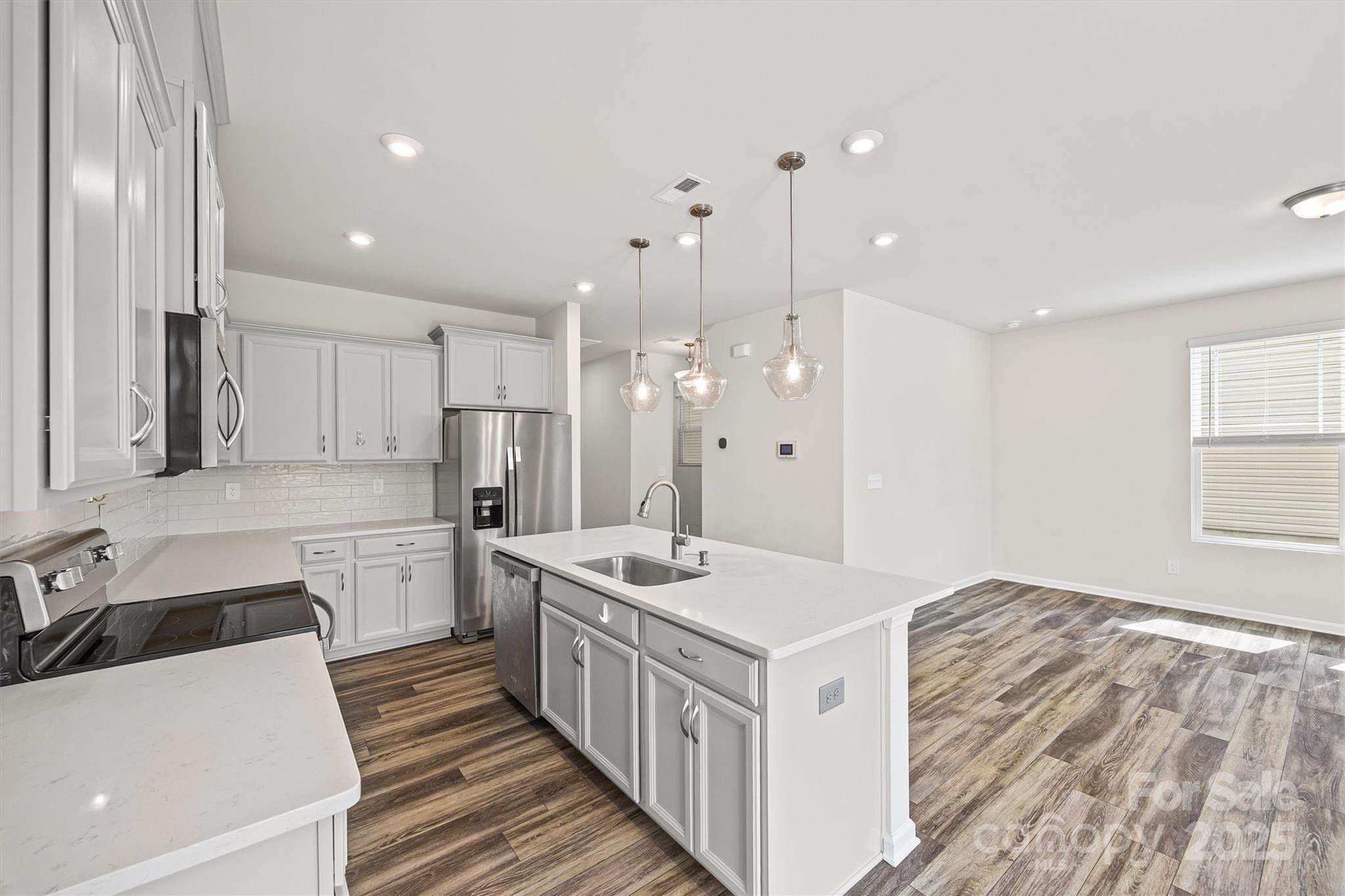 5635 De Vere Drive