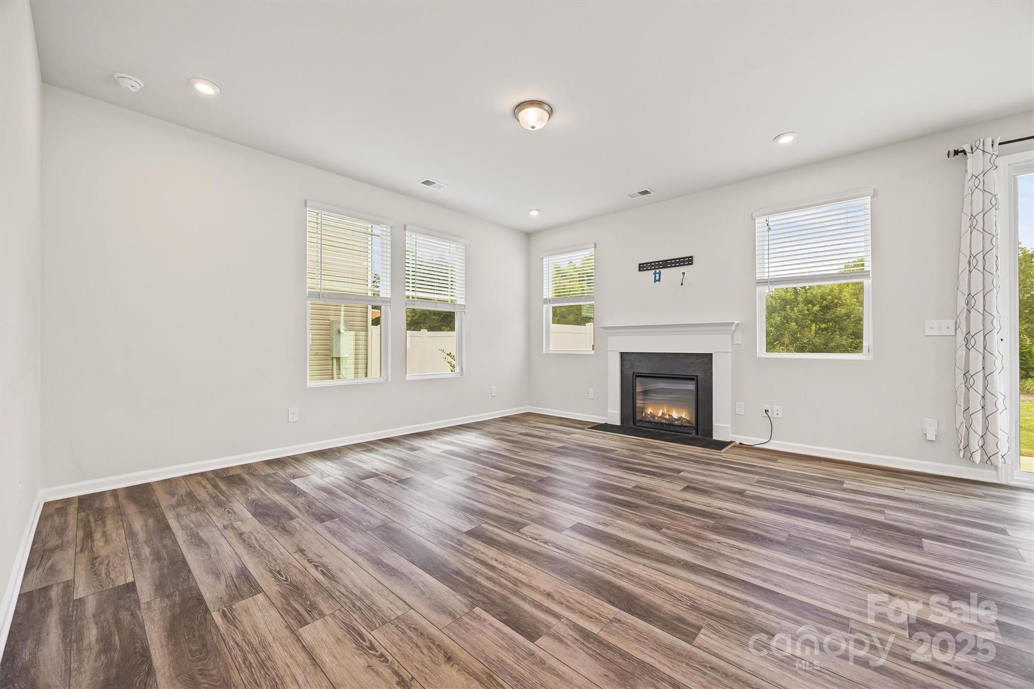 5635 De Vere Drive