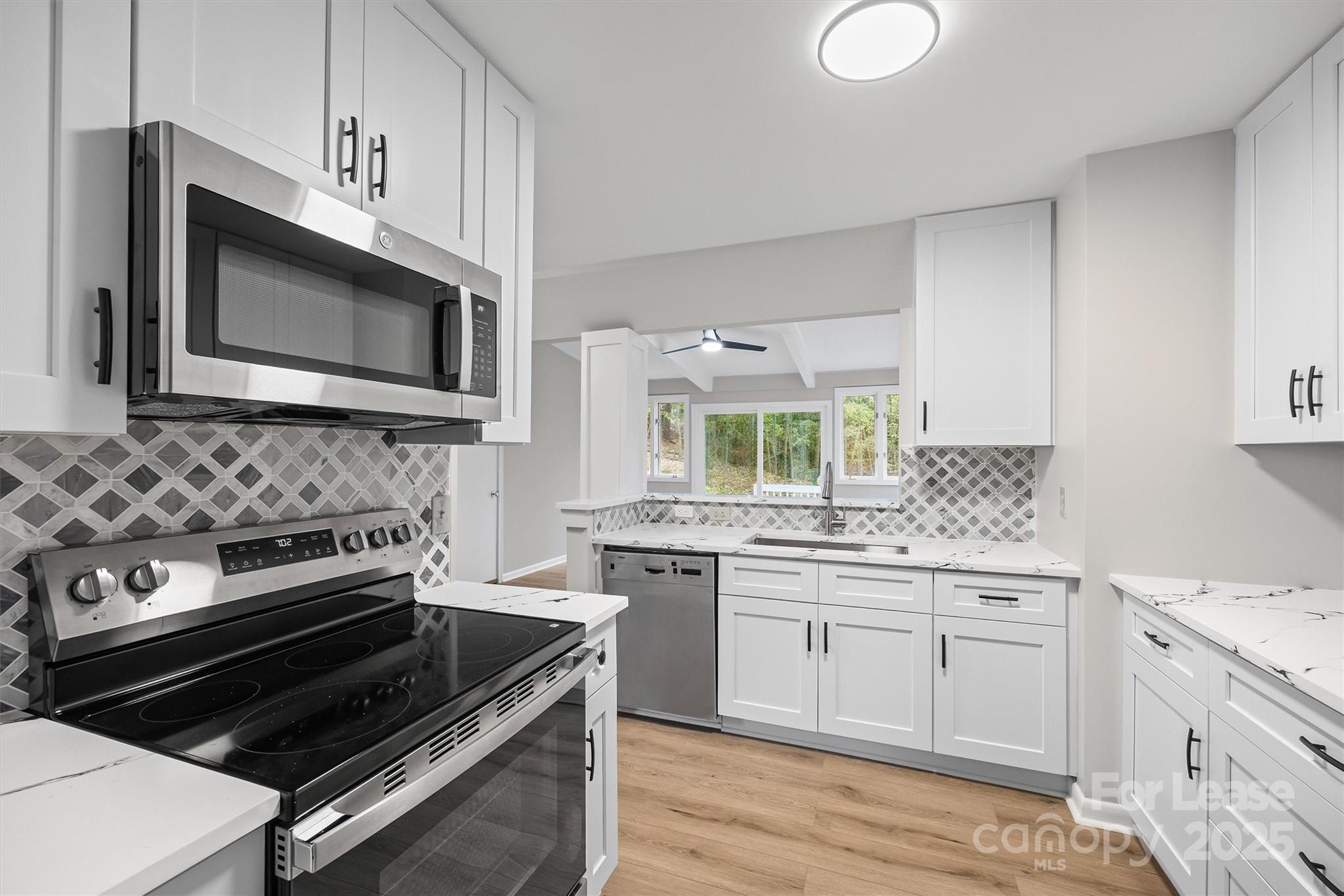 6012 Lanai Lane