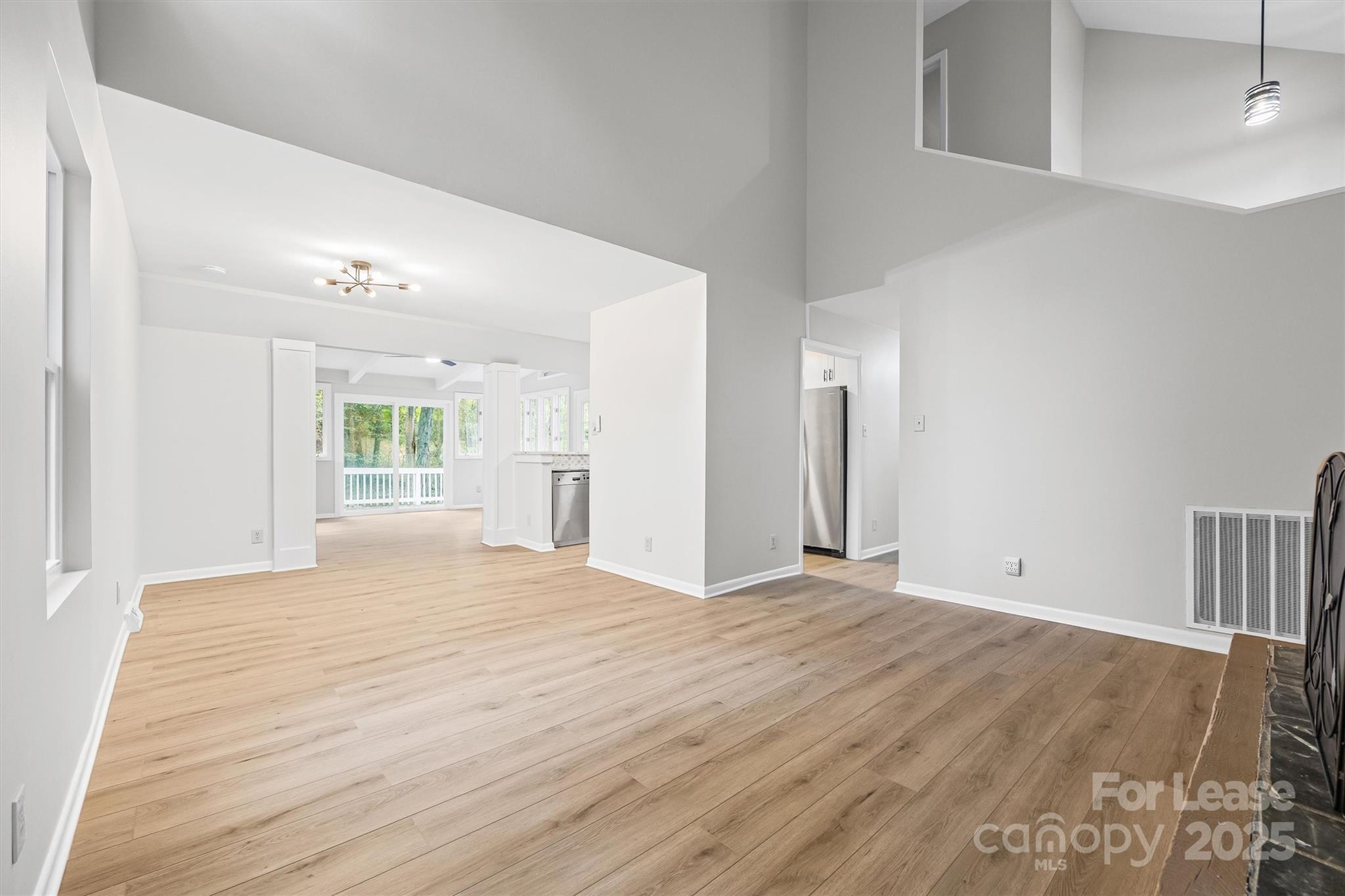 6012 Lanai Lane