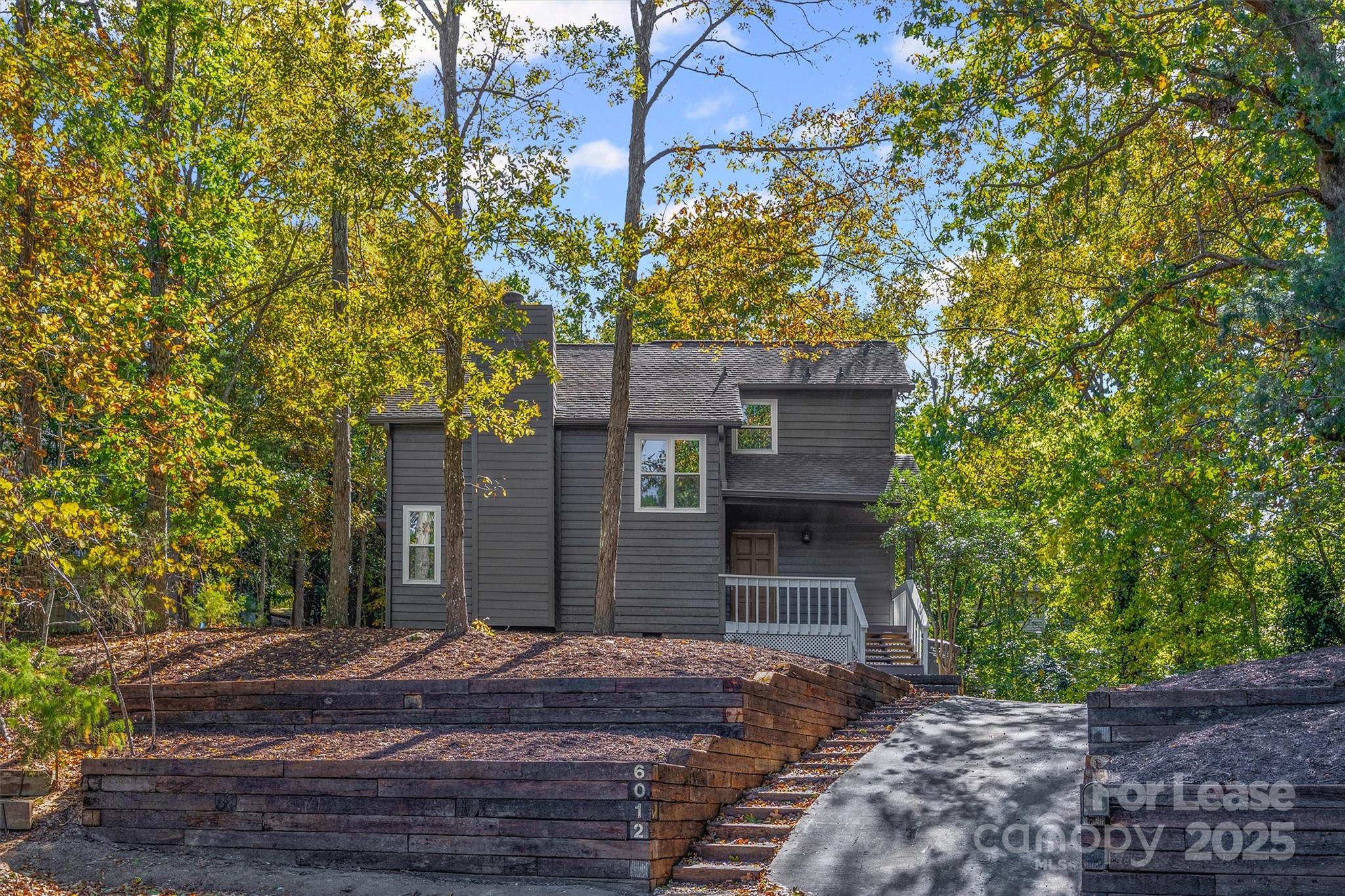 6012 Lanai Lane