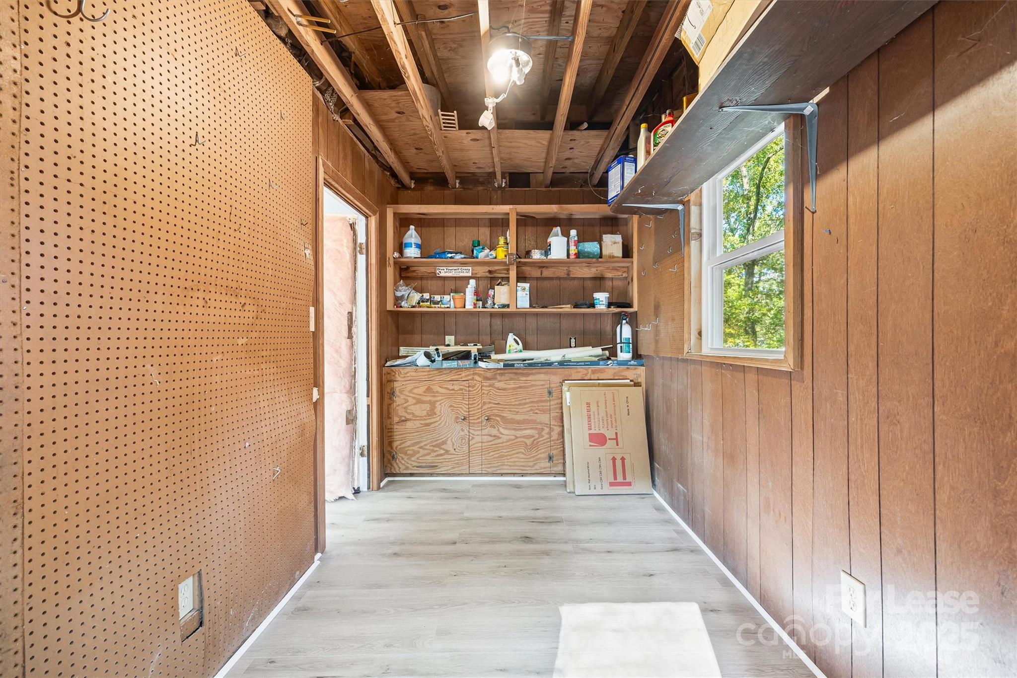6012 Lanai Lane