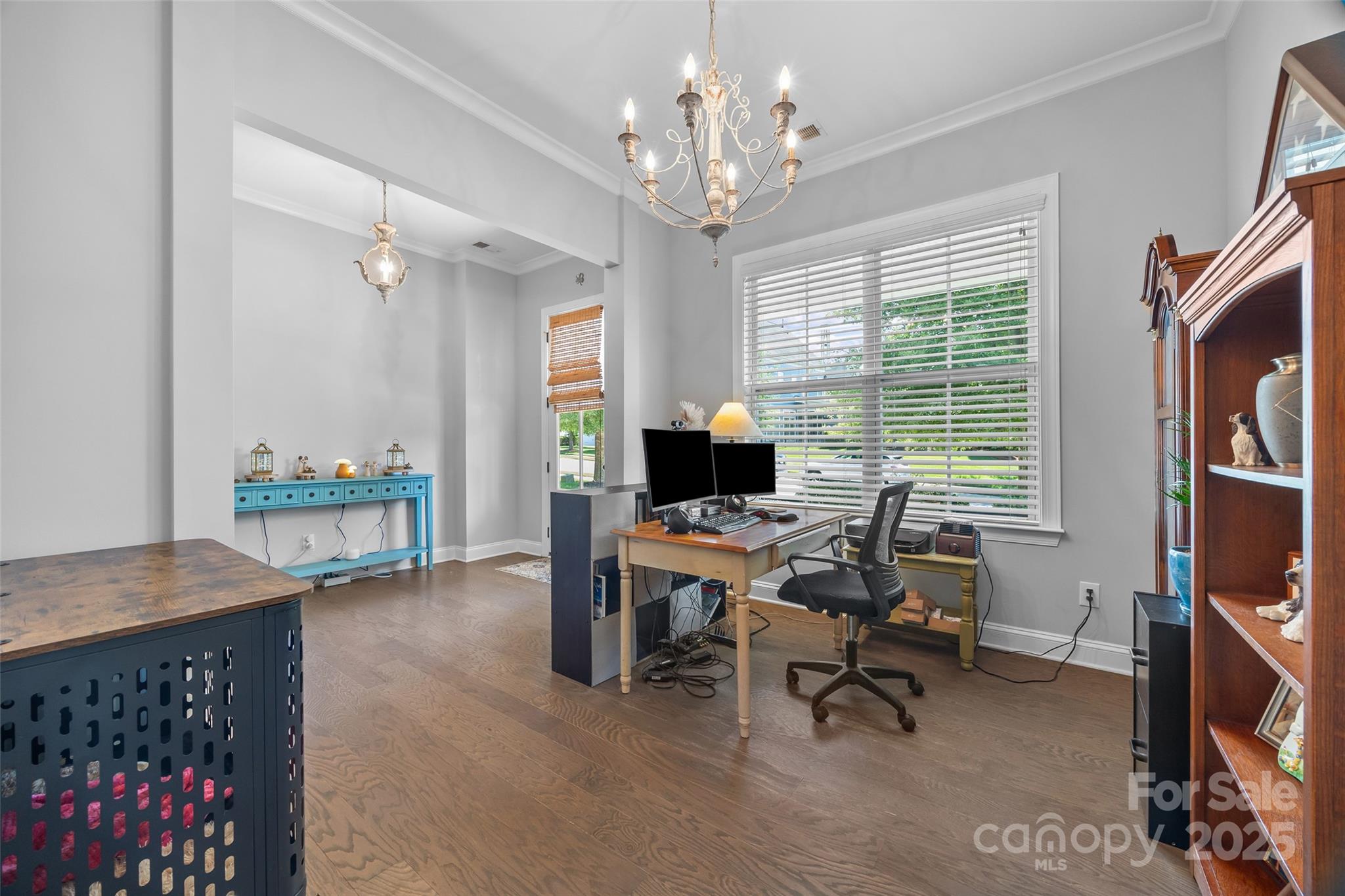 5212 Meadowcroft Way