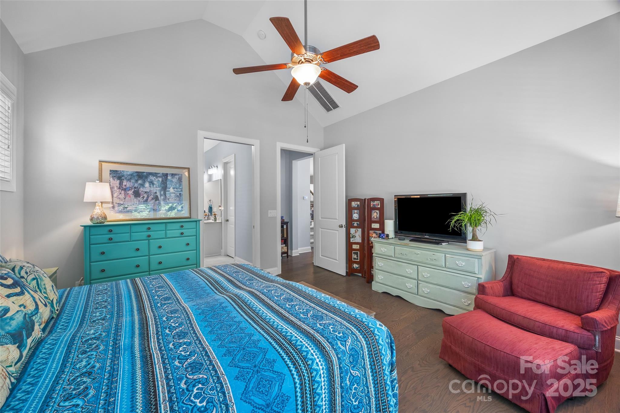 5212 Meadowcroft Way