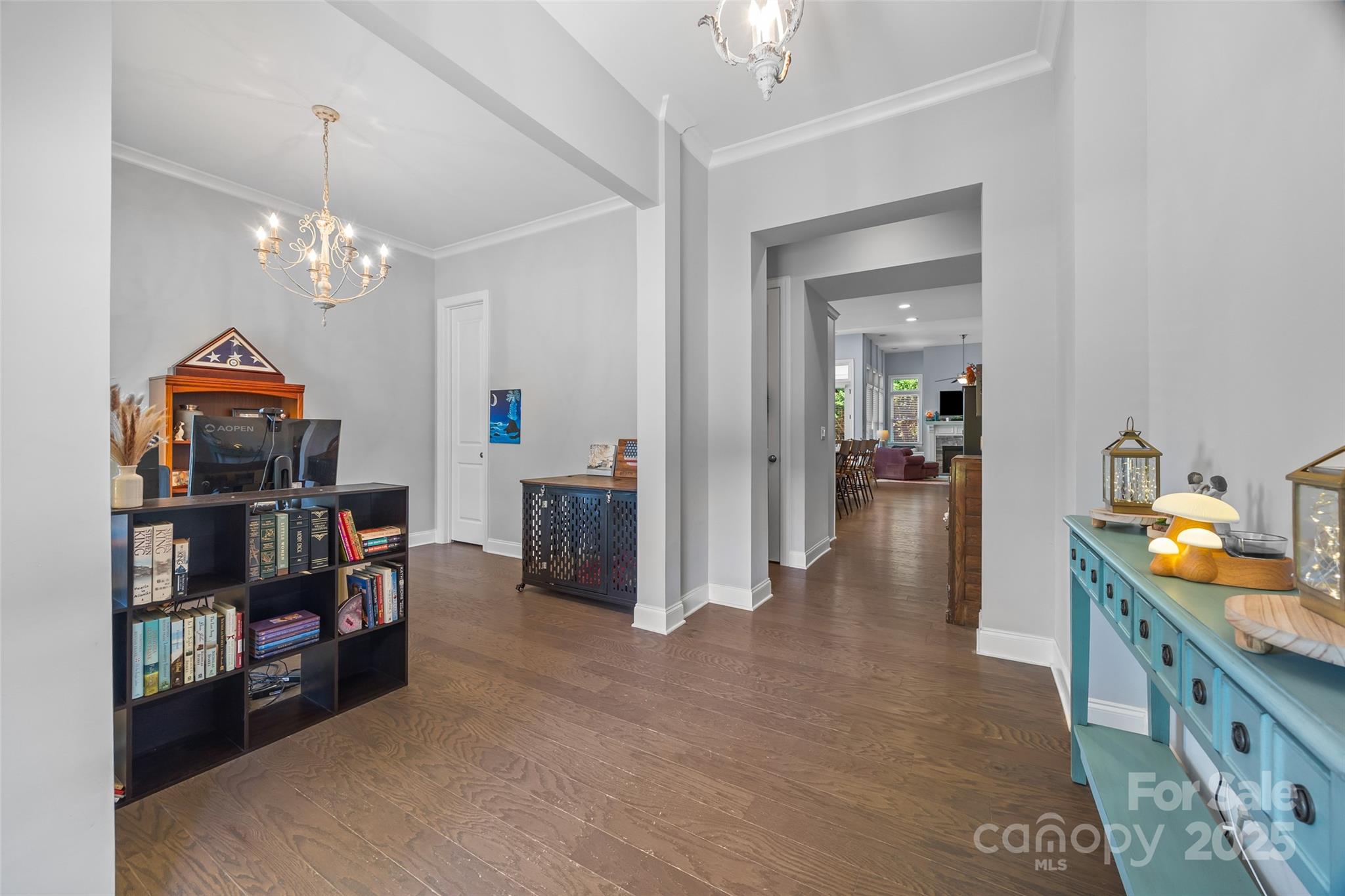 5212 Meadowcroft Way