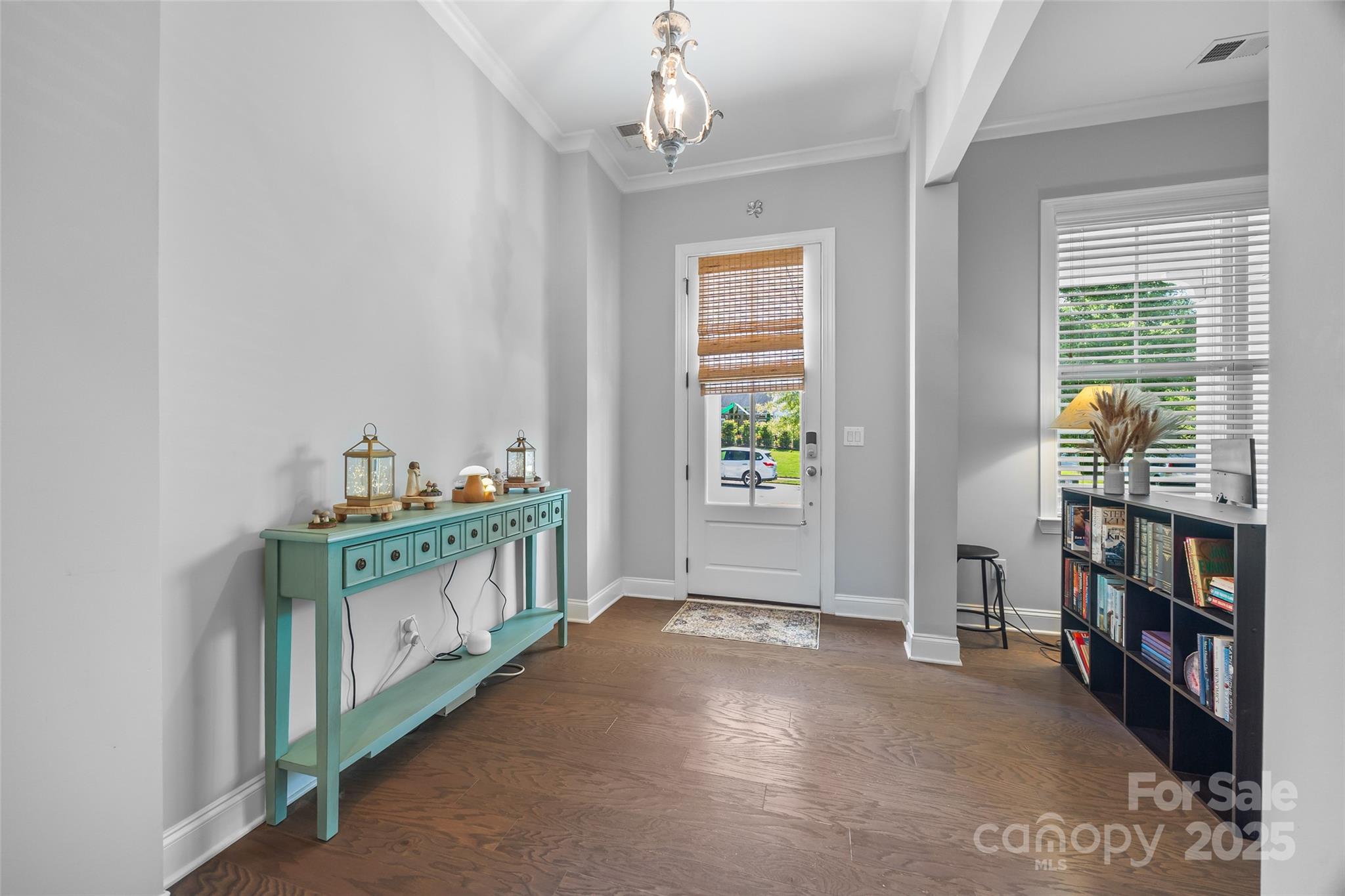 5212 Meadowcroft Way