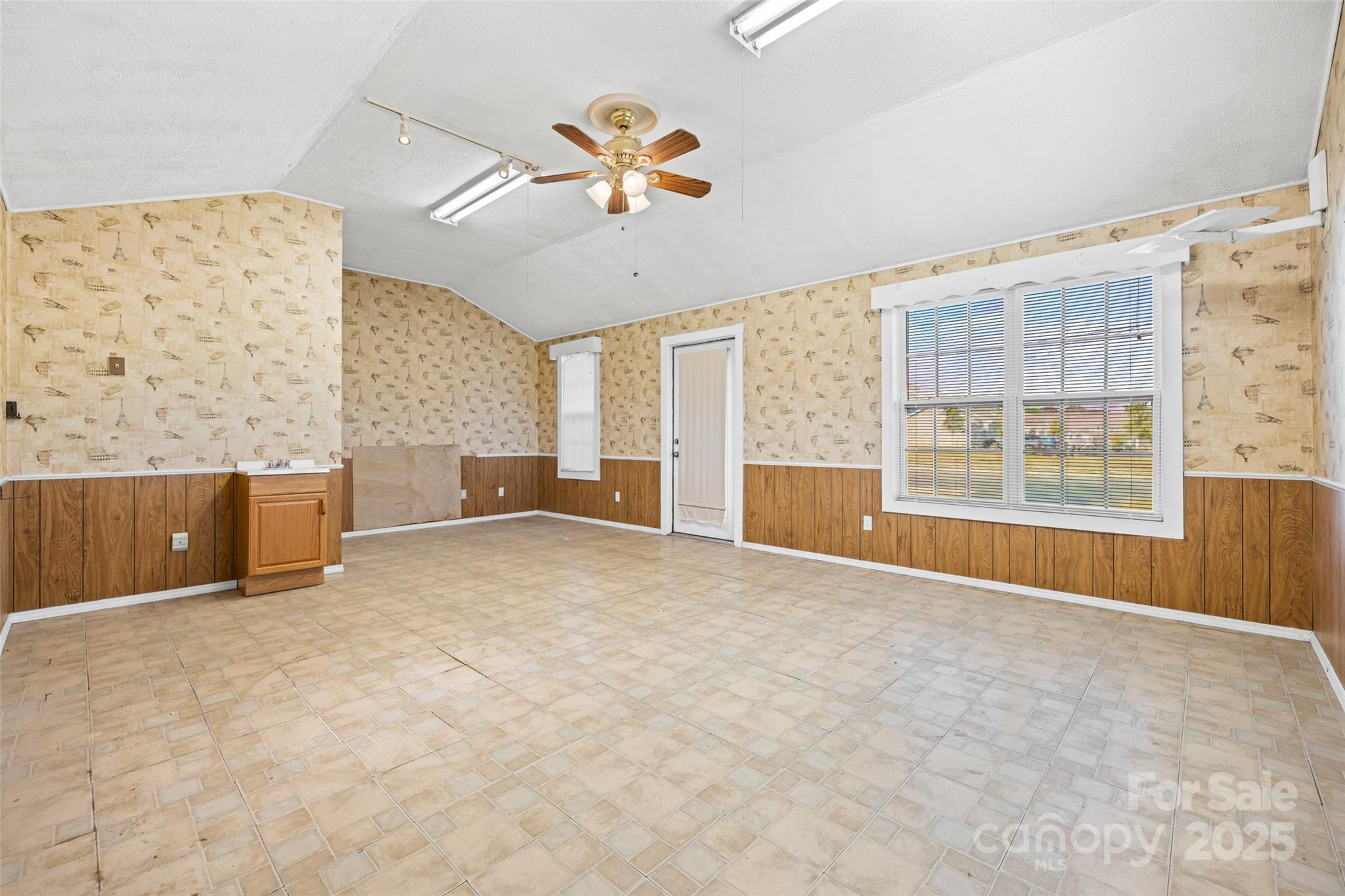 15615 Smith Boyd Road