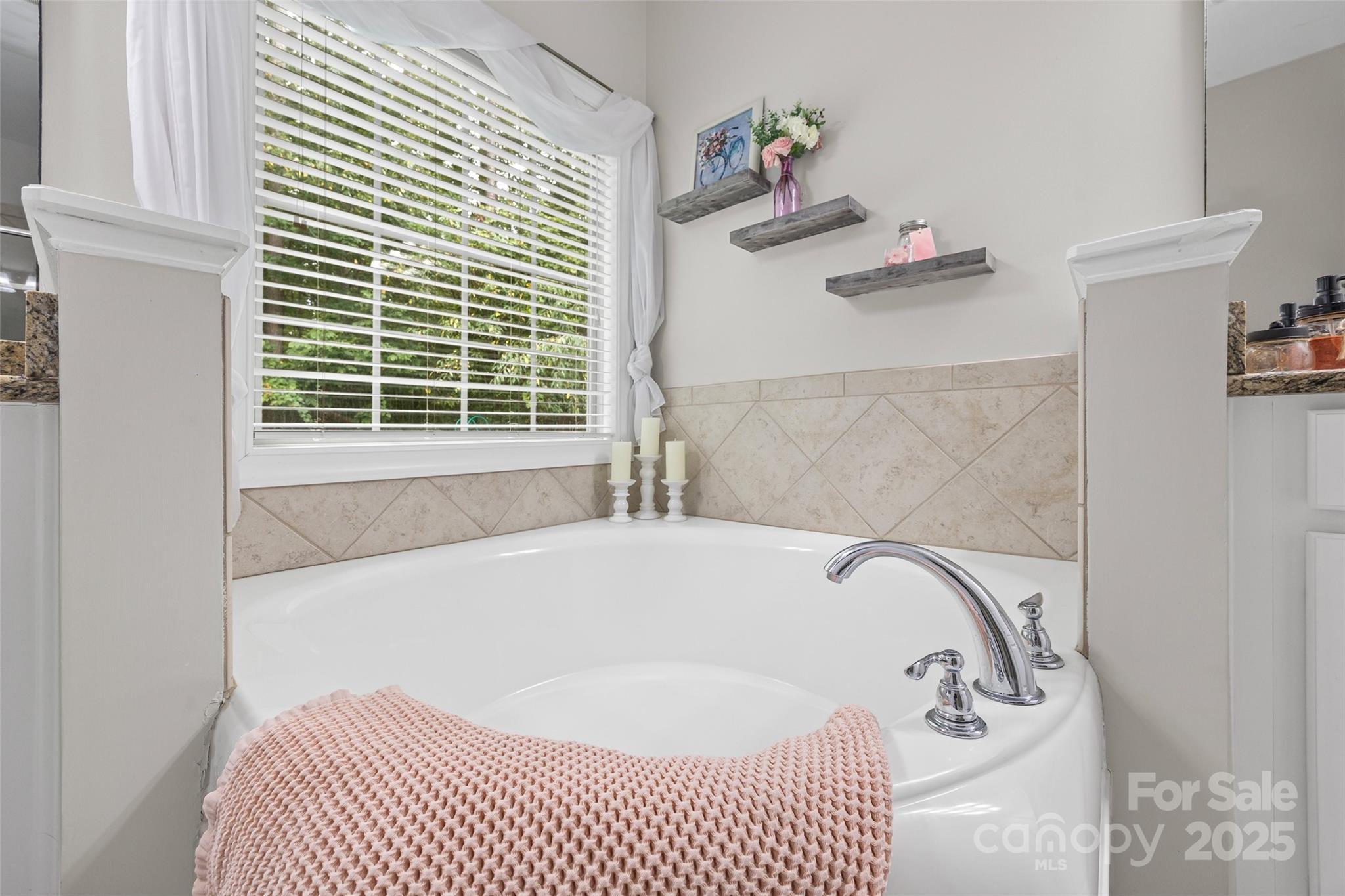 121 Misty Woods Drive