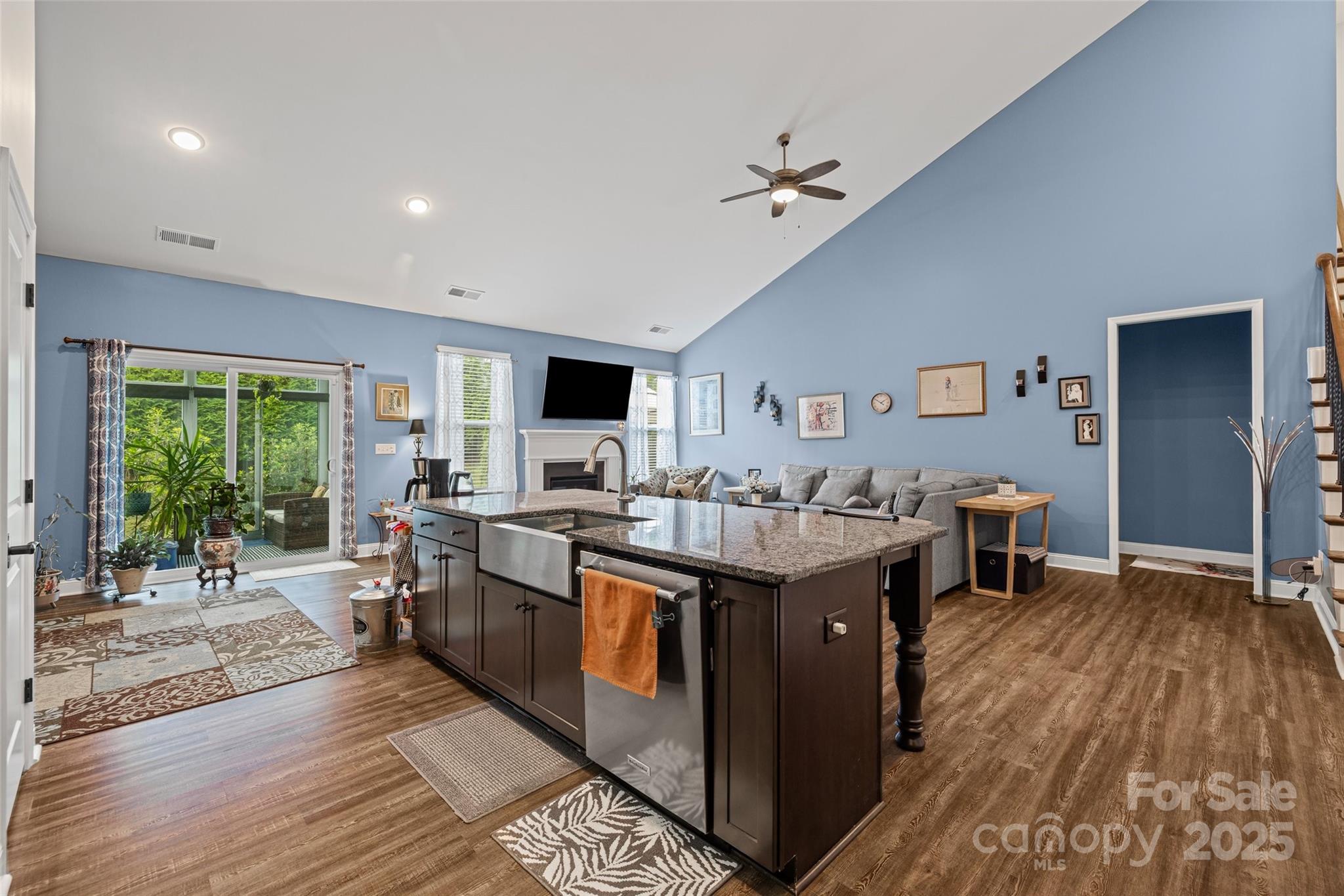 1321 Fishing Creek Road Unit: 205