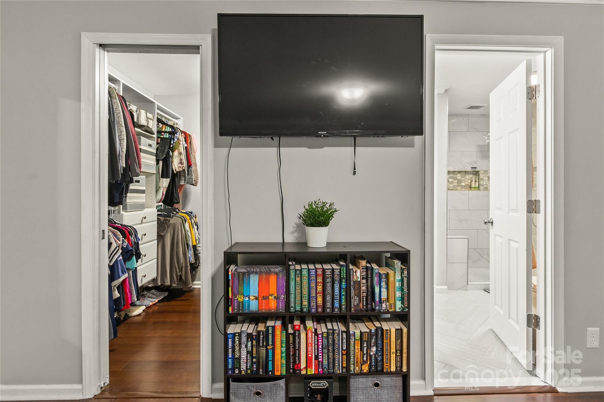 2409 Woodleigh Drive