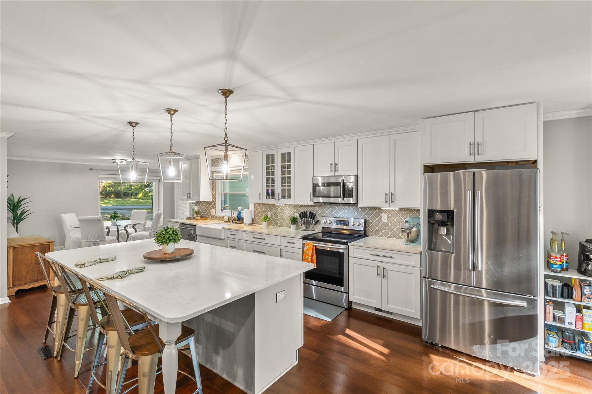 2409 Woodleigh Drive