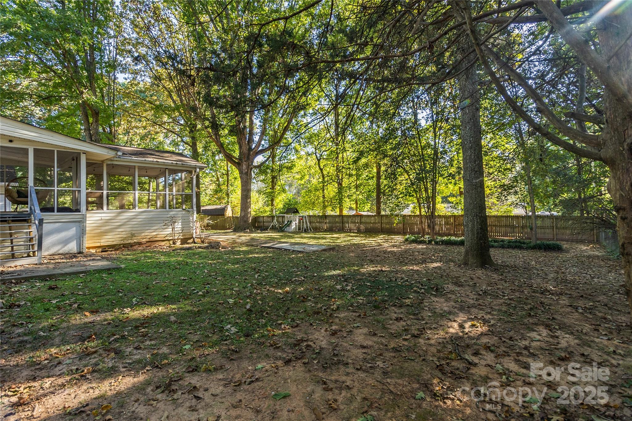 2409 Woodleigh Drive