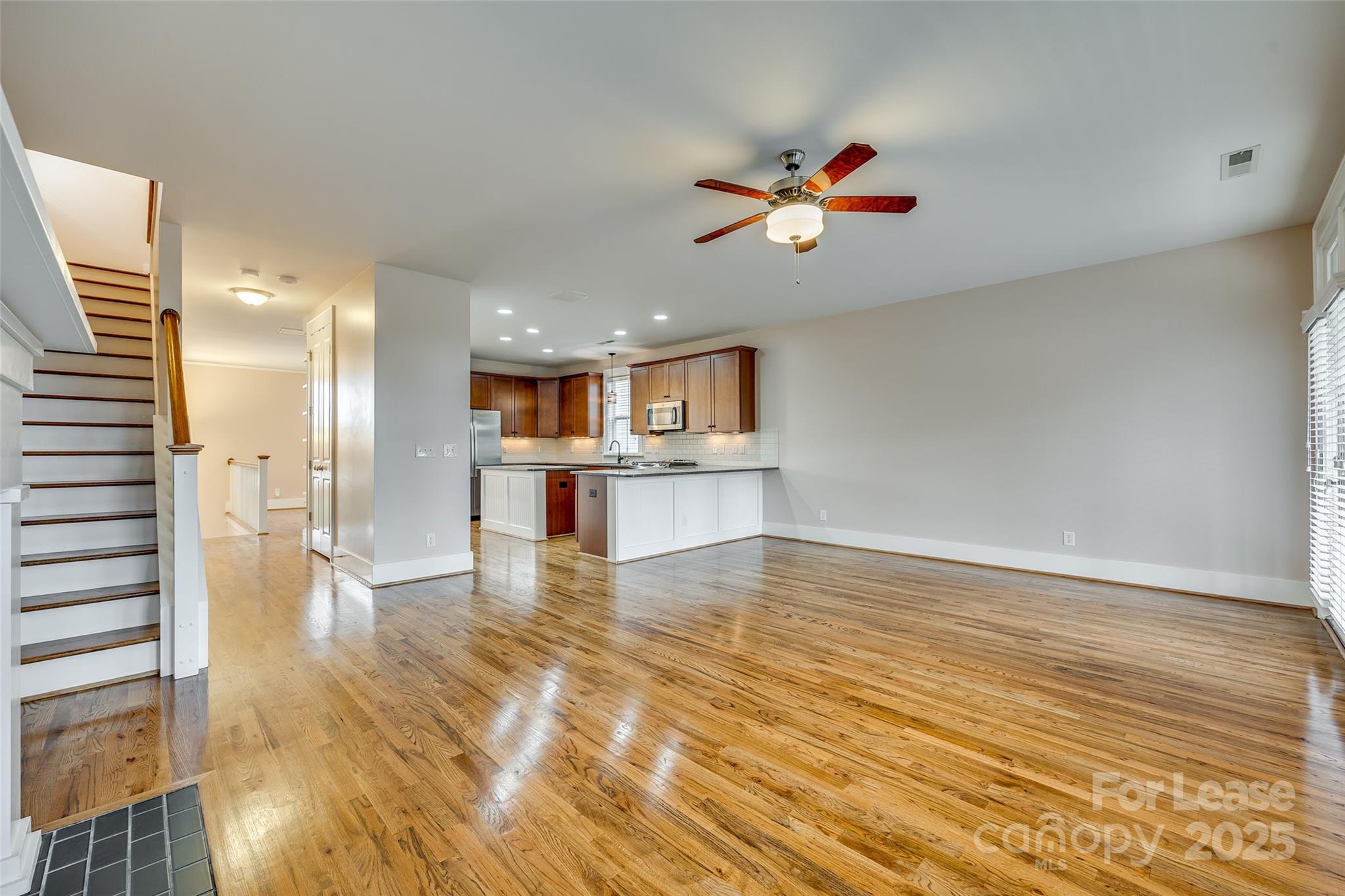 799 Herrons Ferry Road