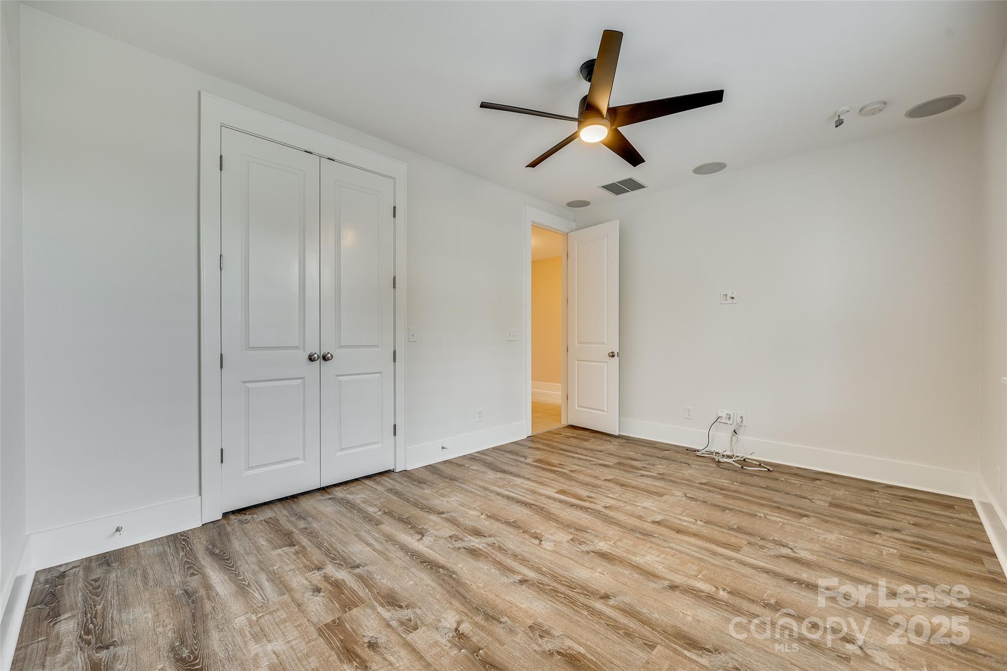 799 Herrons Ferry Road