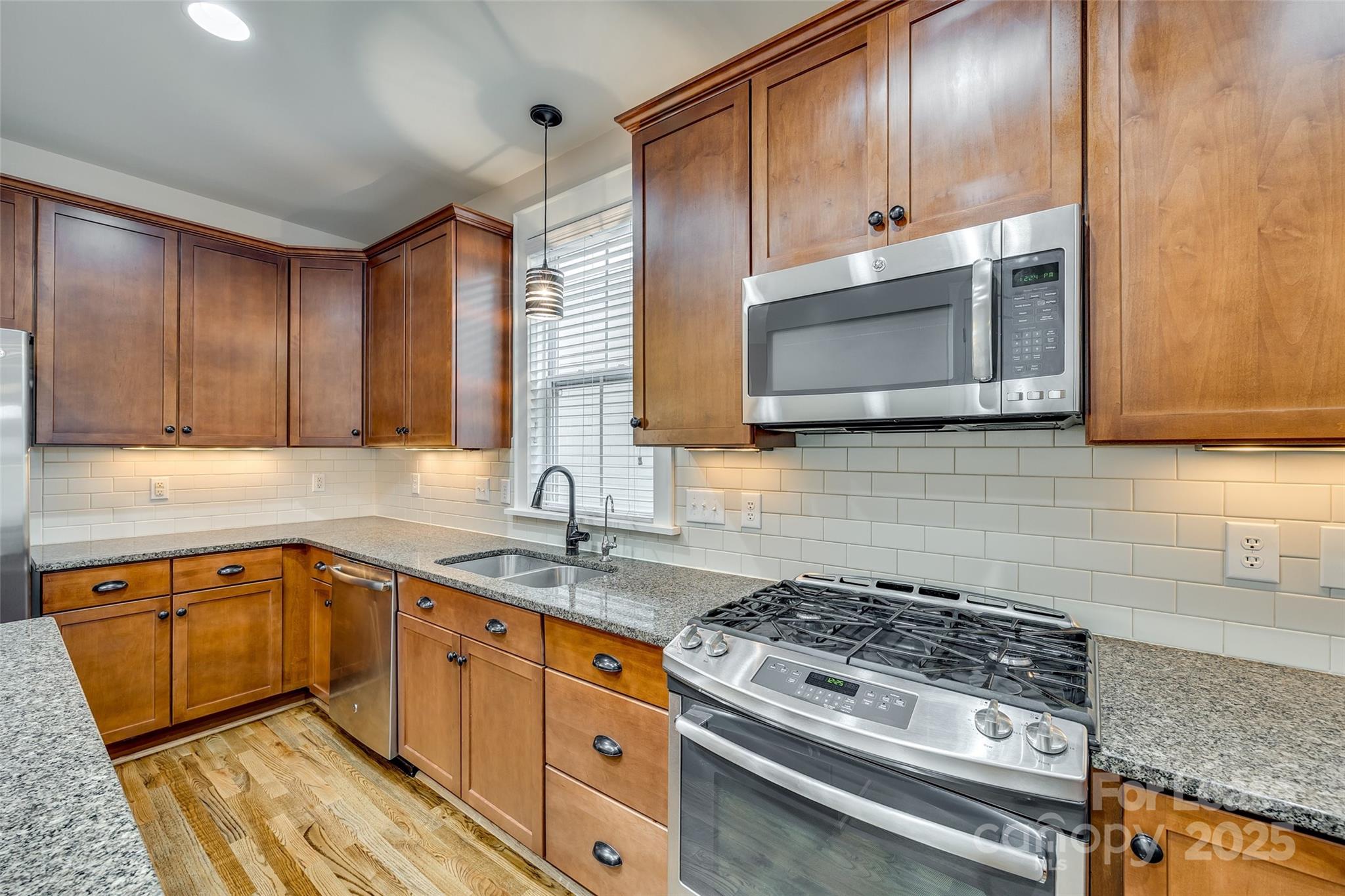 799 Herrons Ferry Road