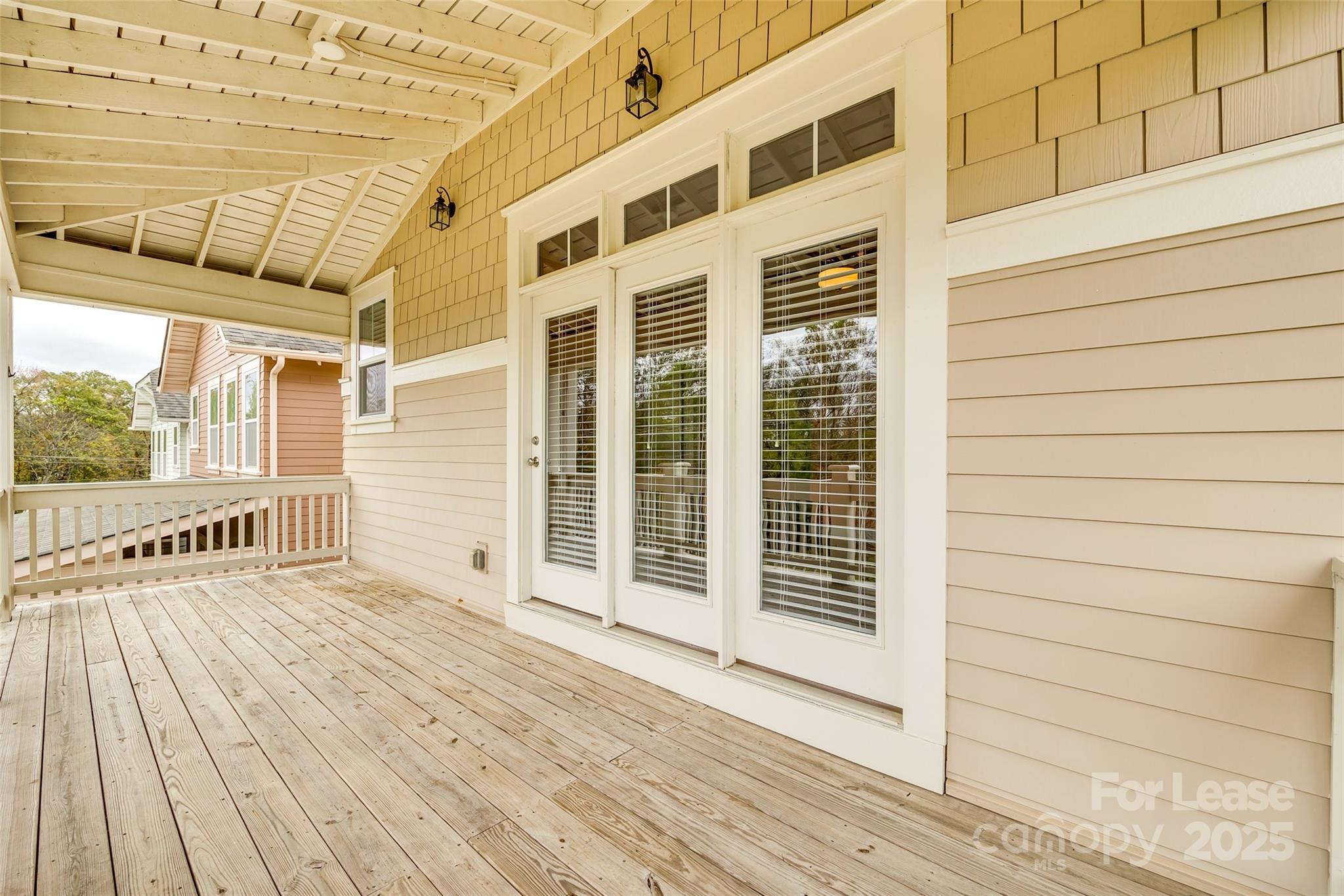 799 Herrons Ferry Road