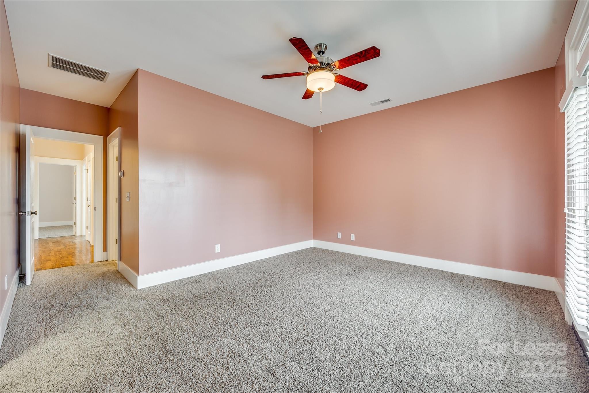 799 Herrons Ferry Road
