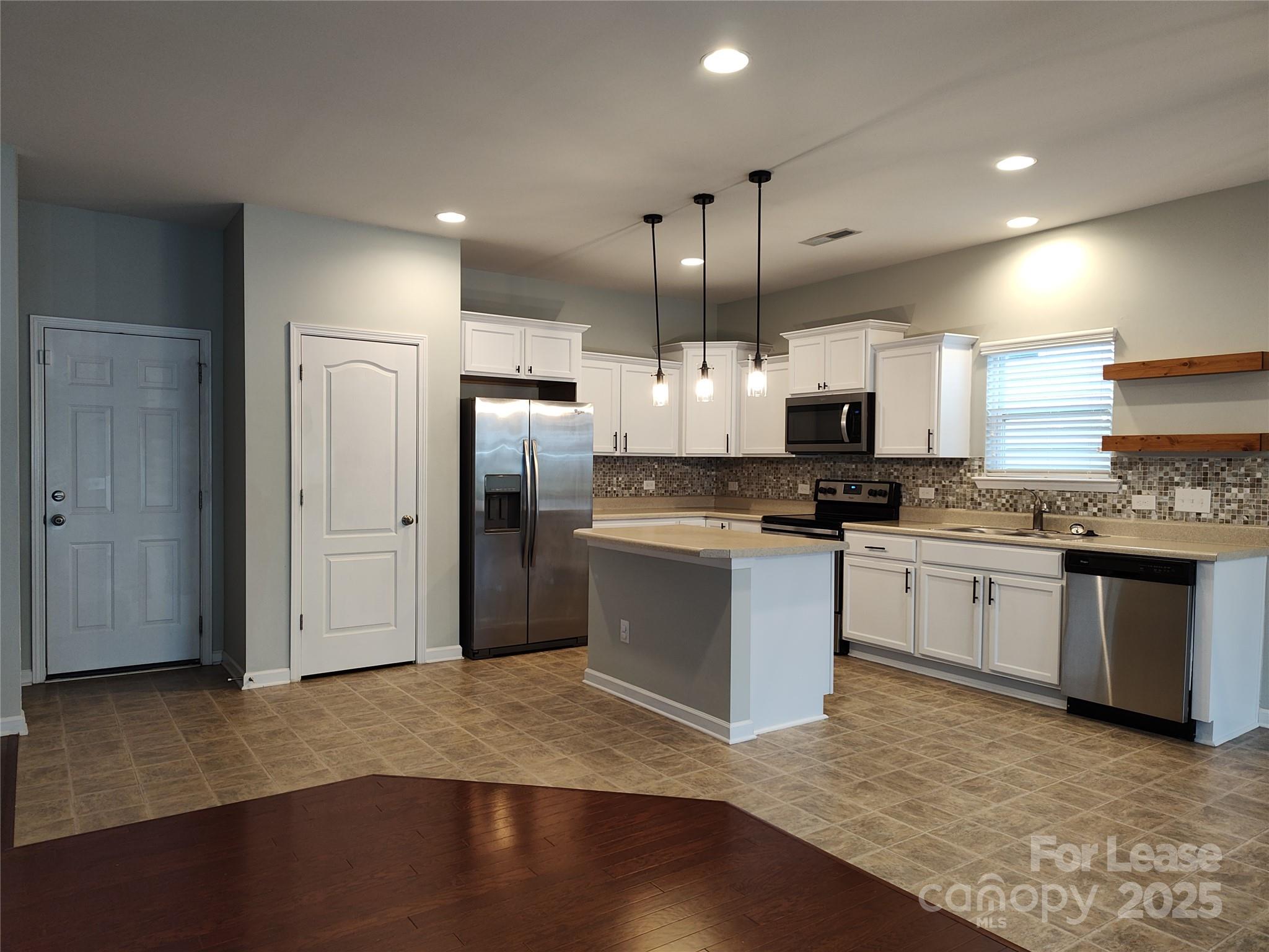 13415 Hunting Birds Lane