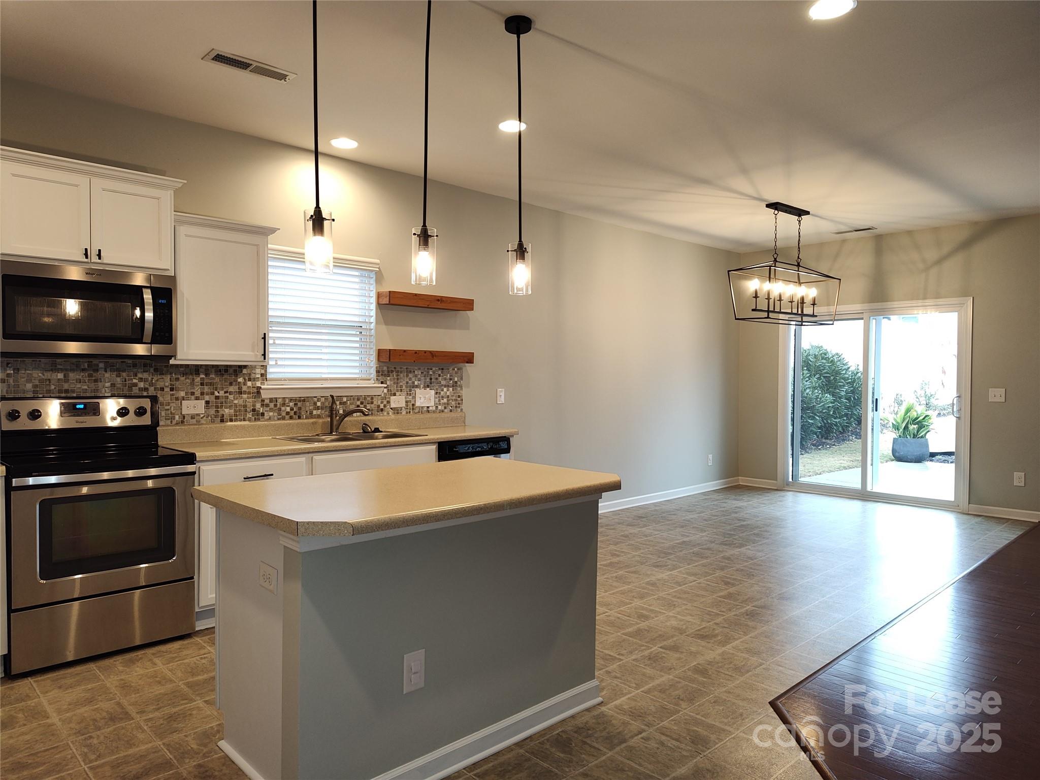 13415 Hunting Birds Lane