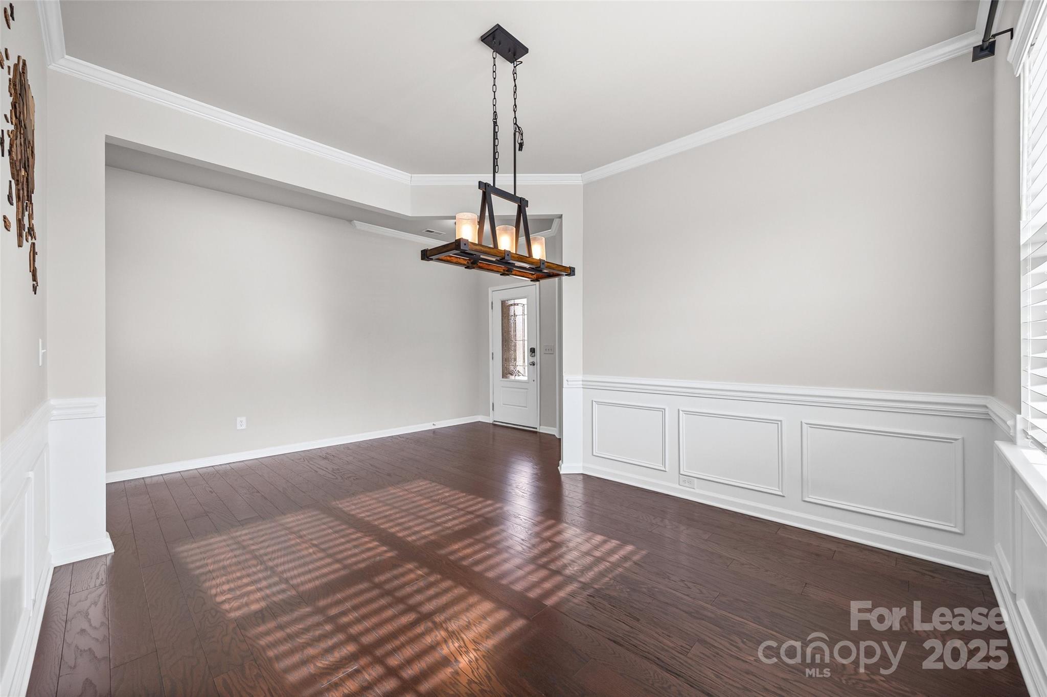 17124 Snug Harbor Road