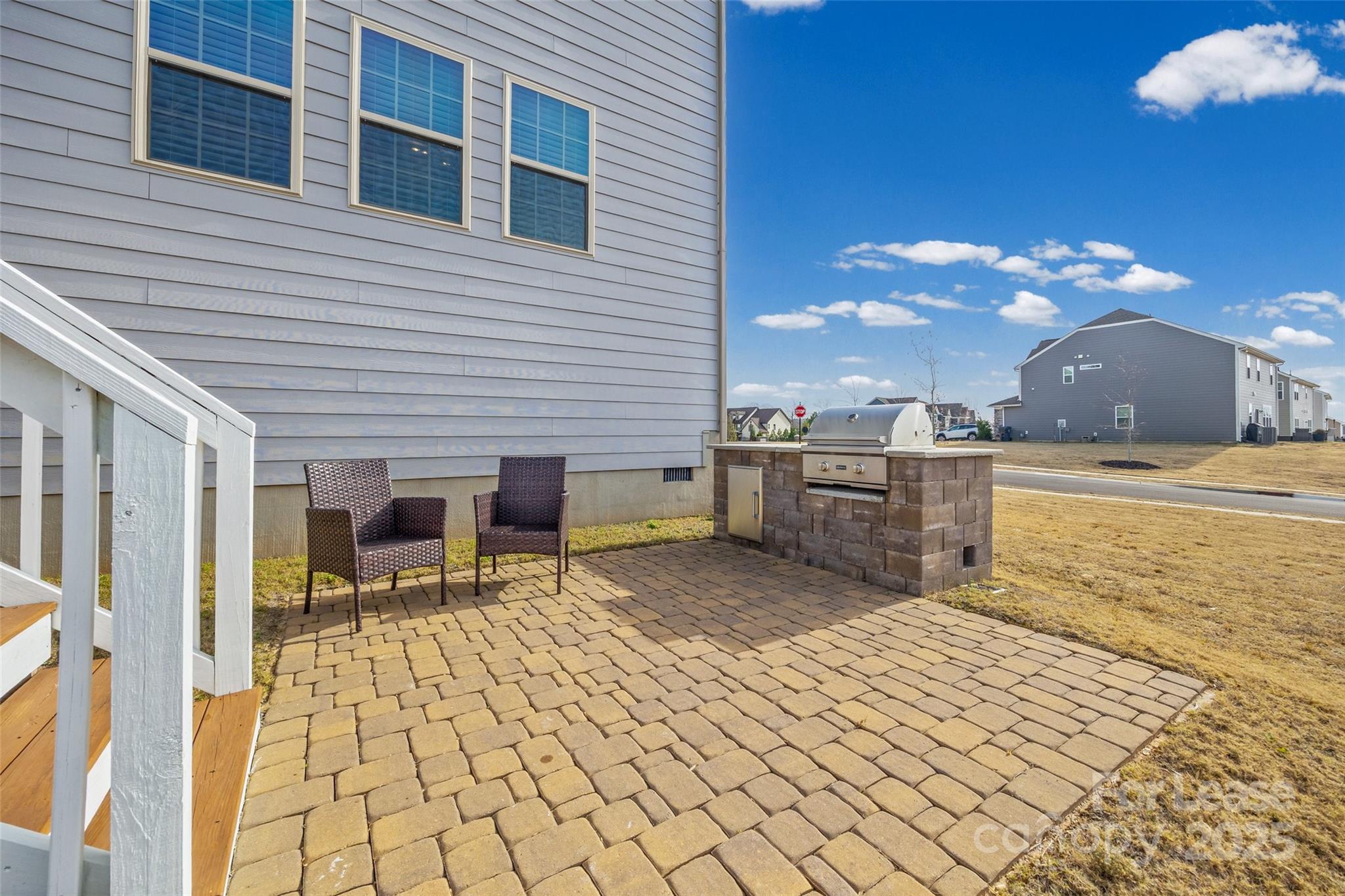 17124 Snug Harbor Road