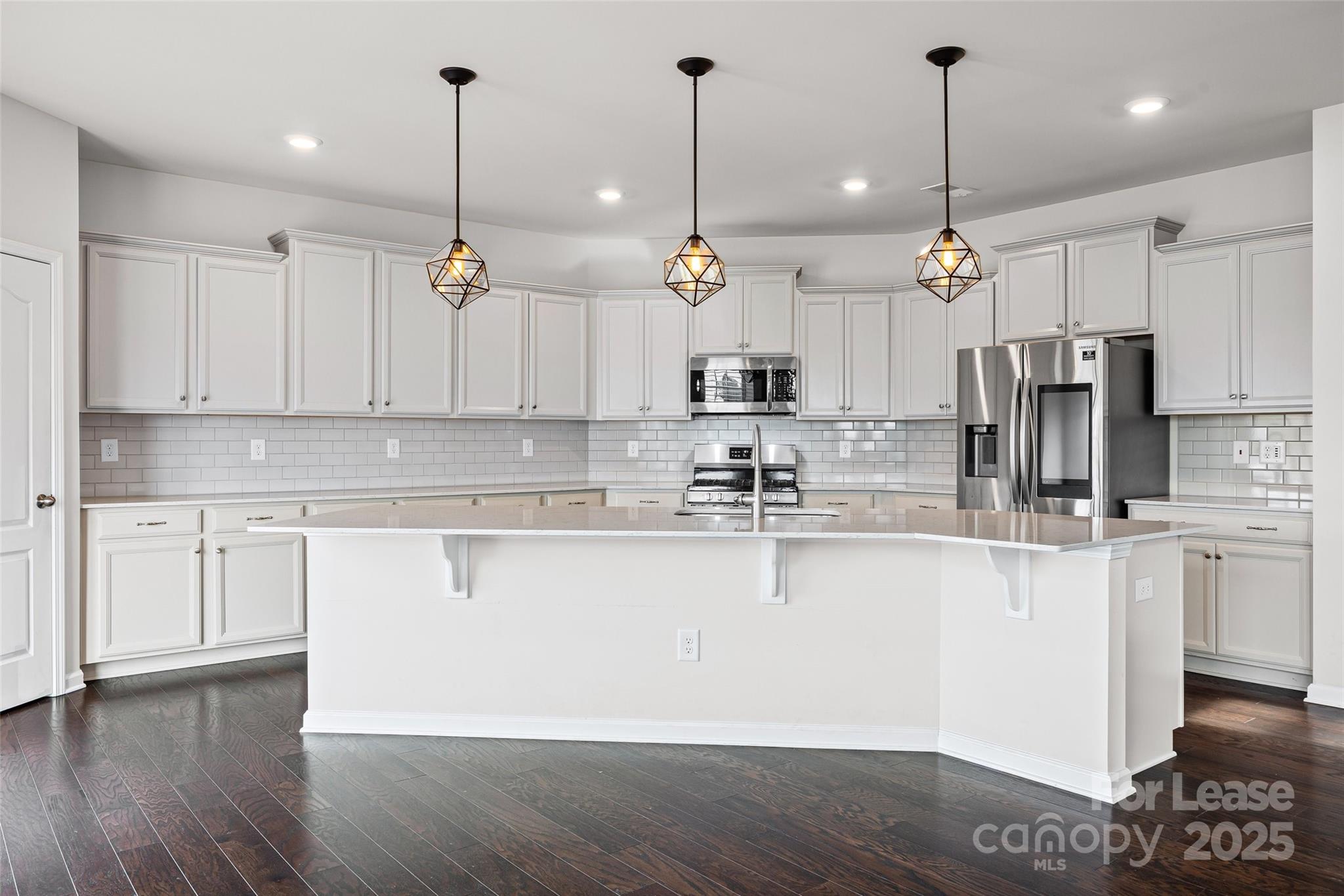 17124 Snug Harbor Road