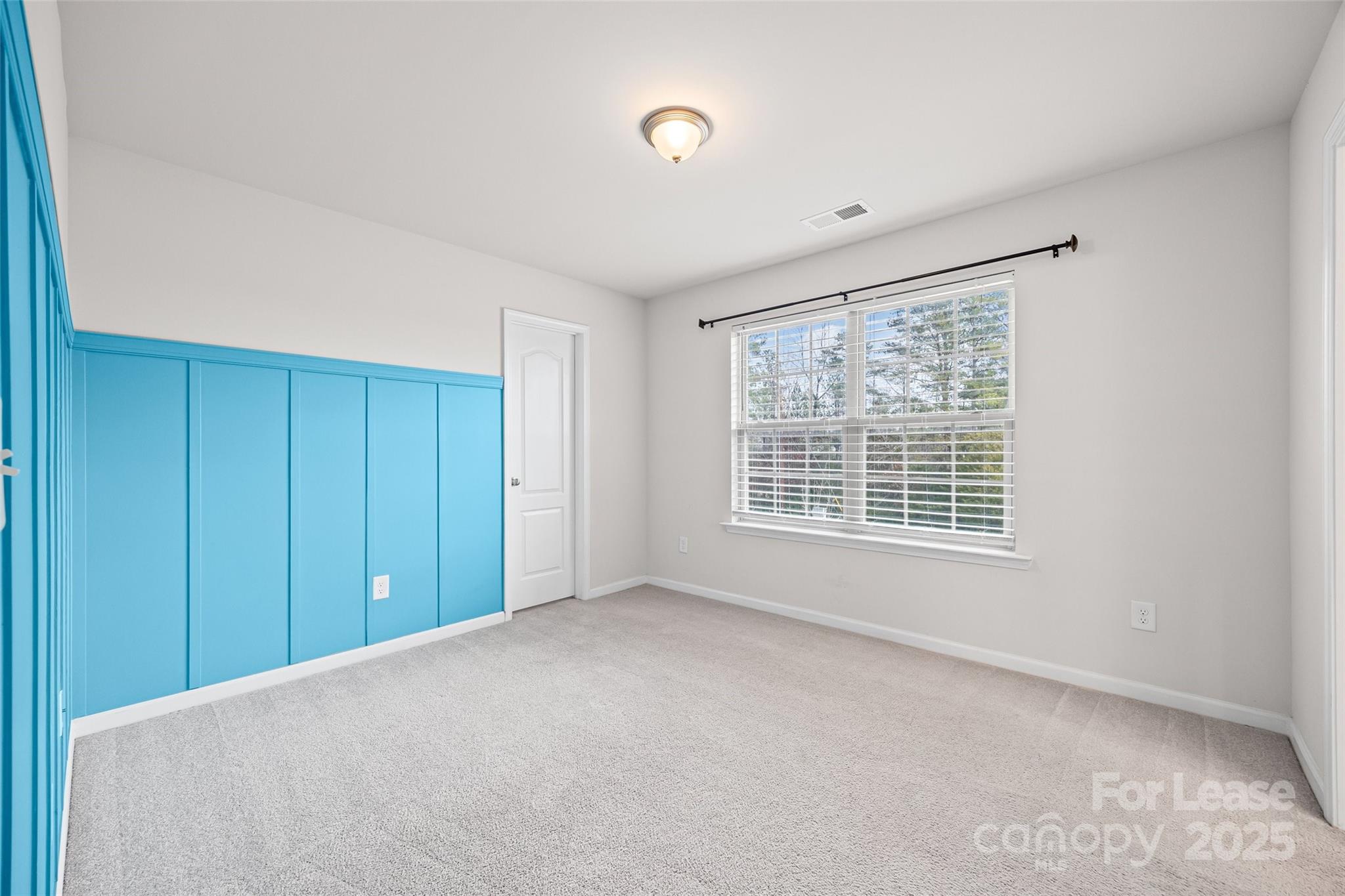 17124 Snug Harbor Road