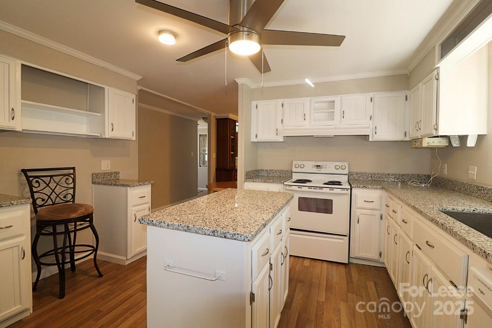 1148 Southwood Drive