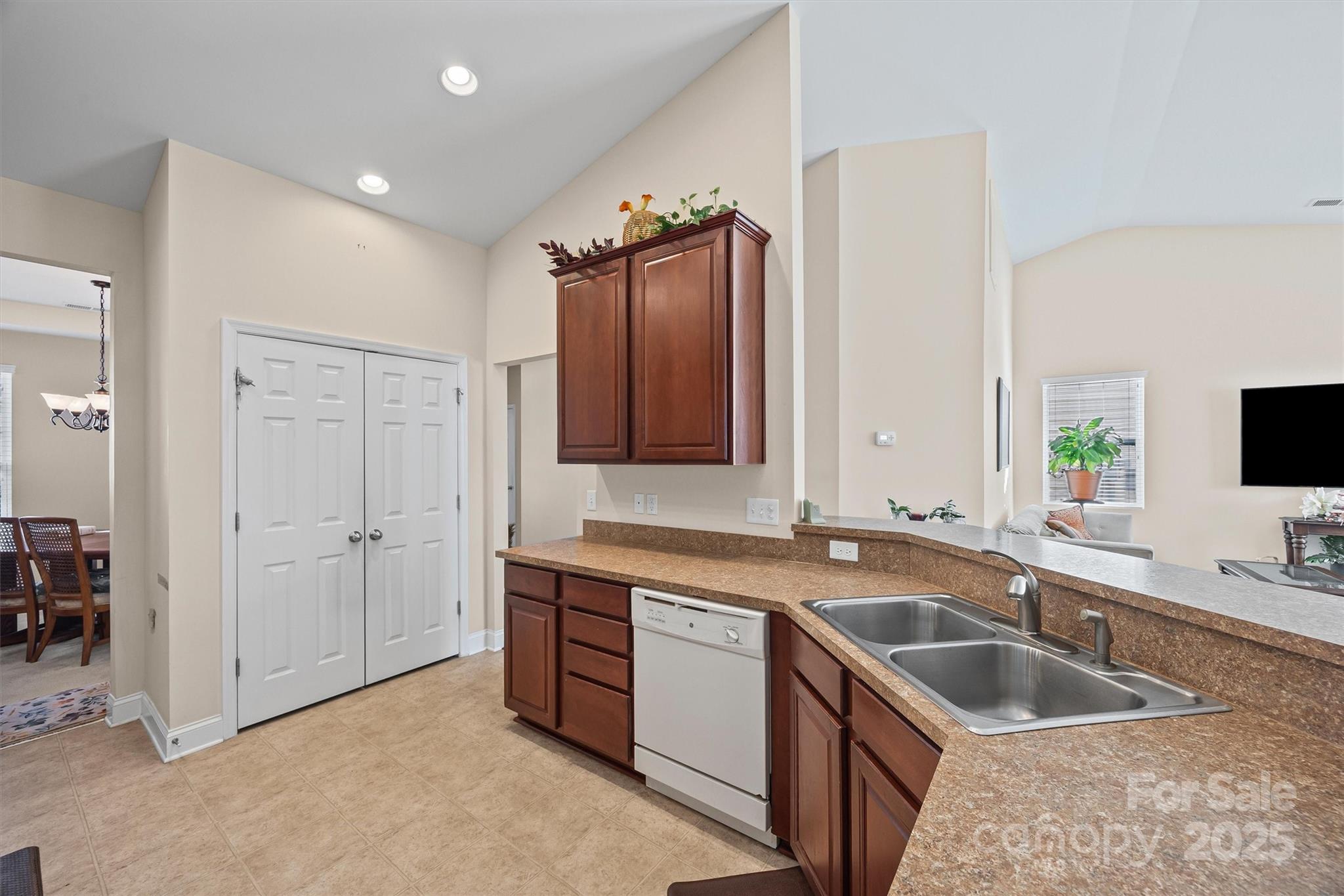 11911 Carolina Blossom Lane