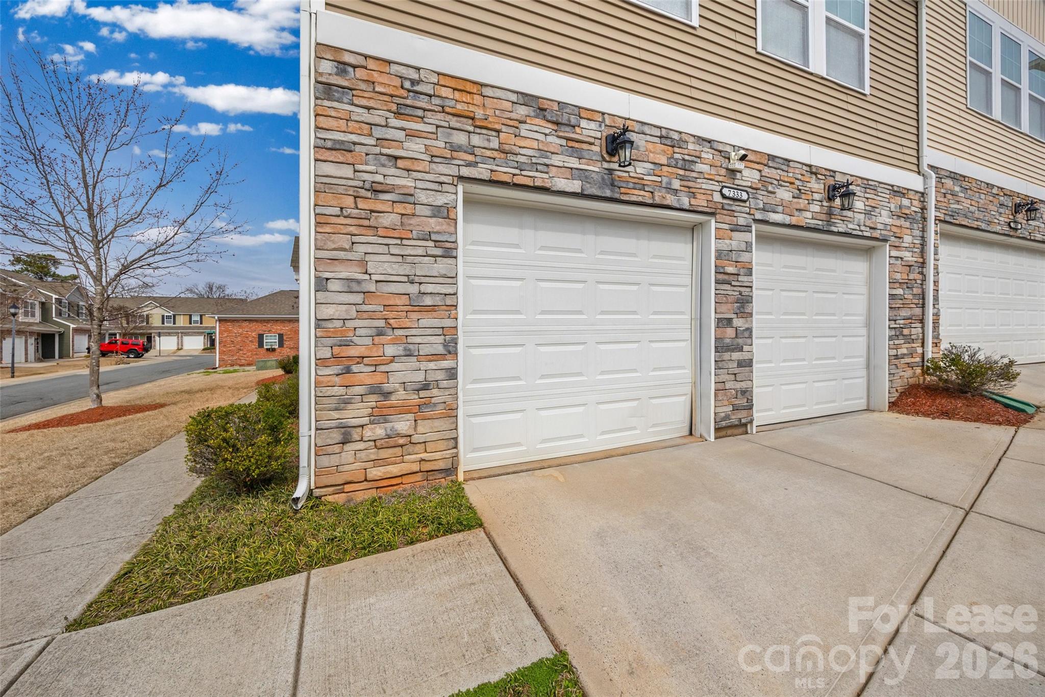 7333 Adare Mews Road