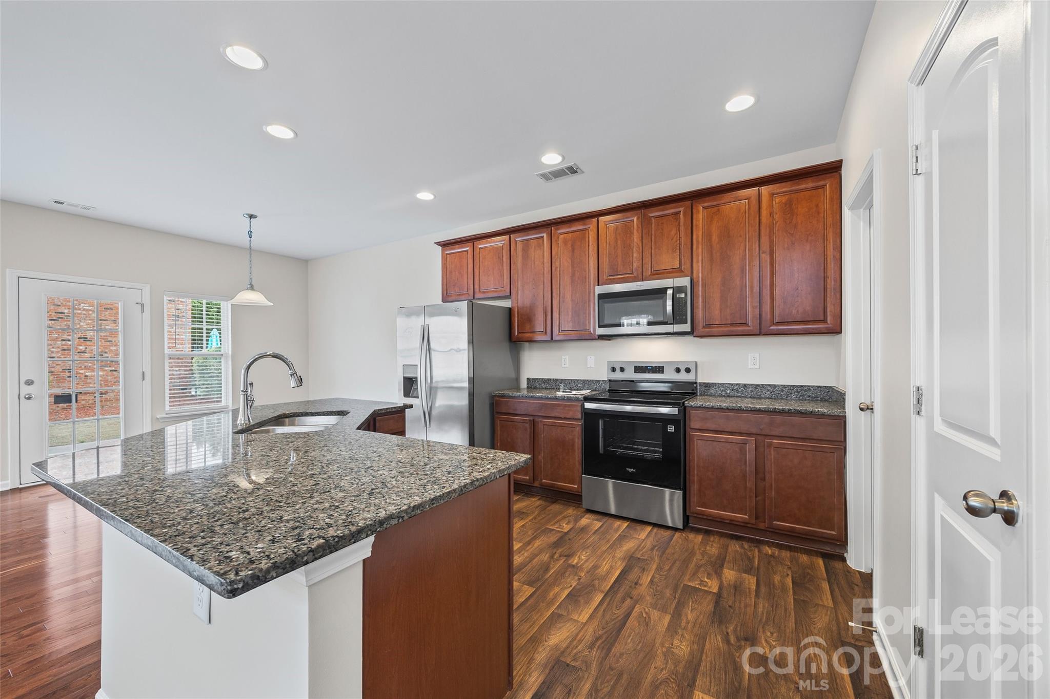 7333 Adare Mews Road