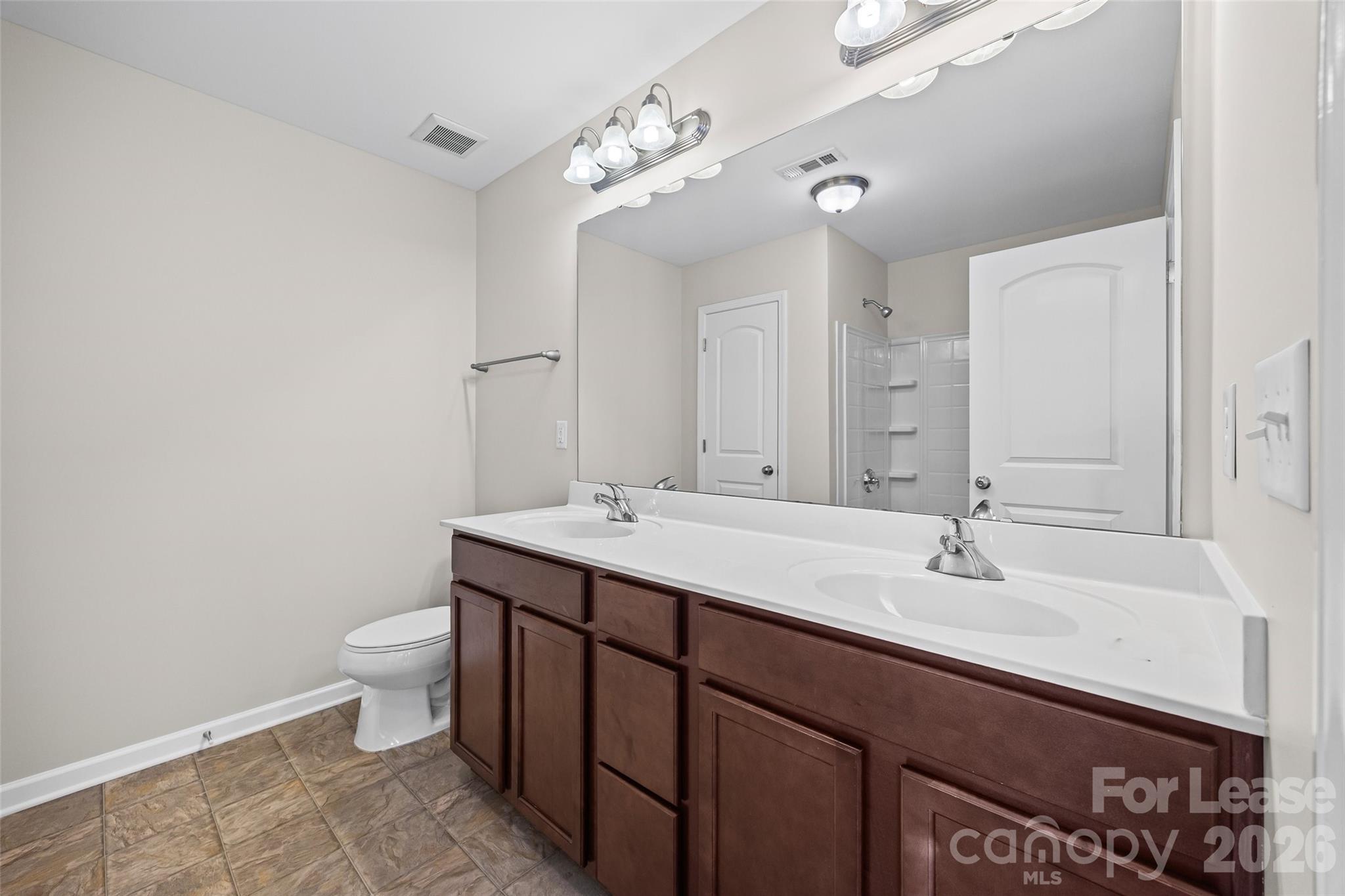 7333 Adare Mews Road